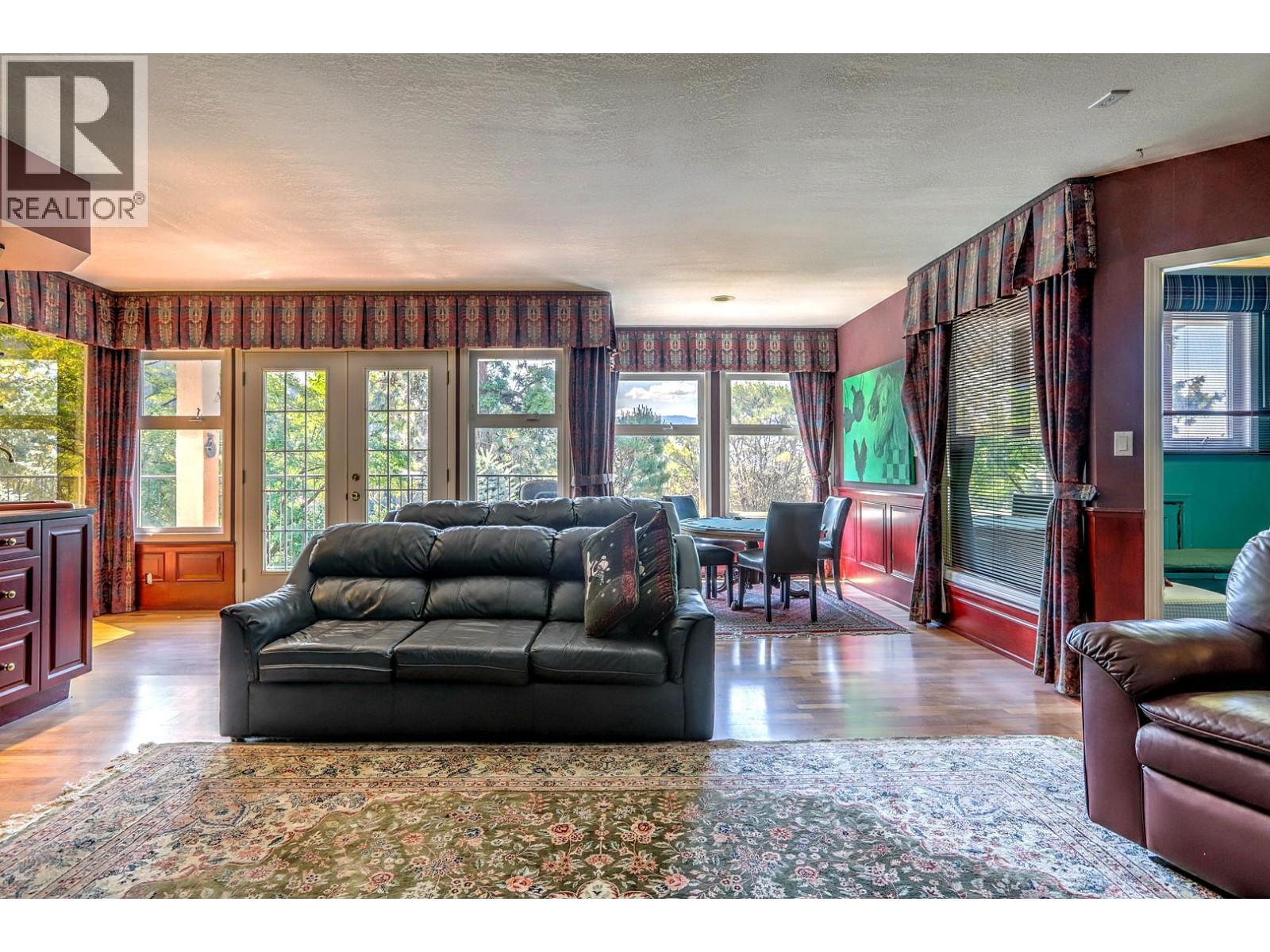 5482 Silver Star Road Property Photo 59