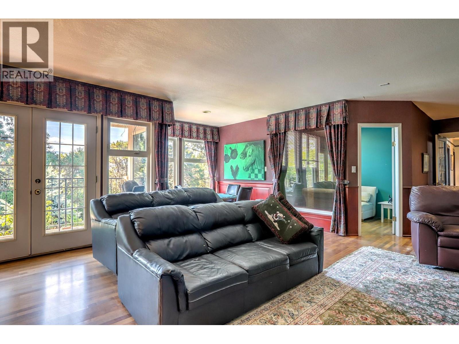 5482 Silver Star Road Property Photo 60
