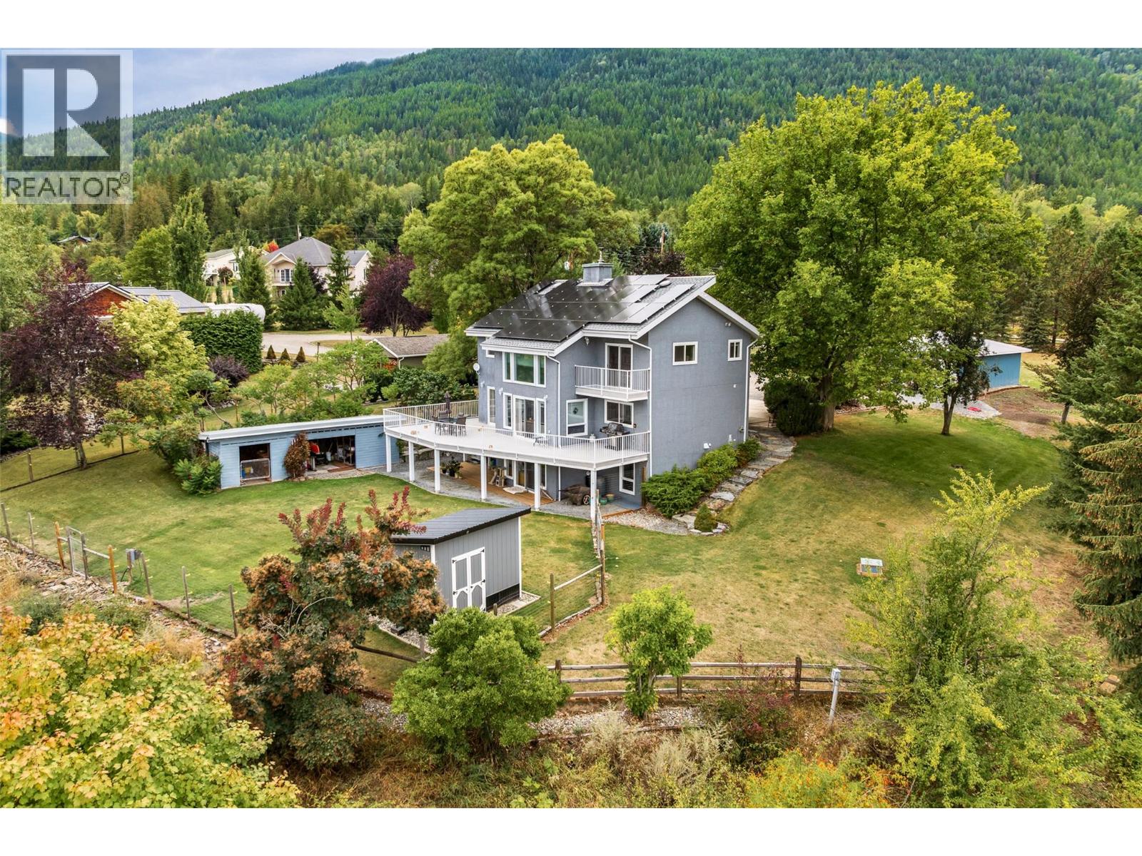 1070 Simmons Road Property Photo 1