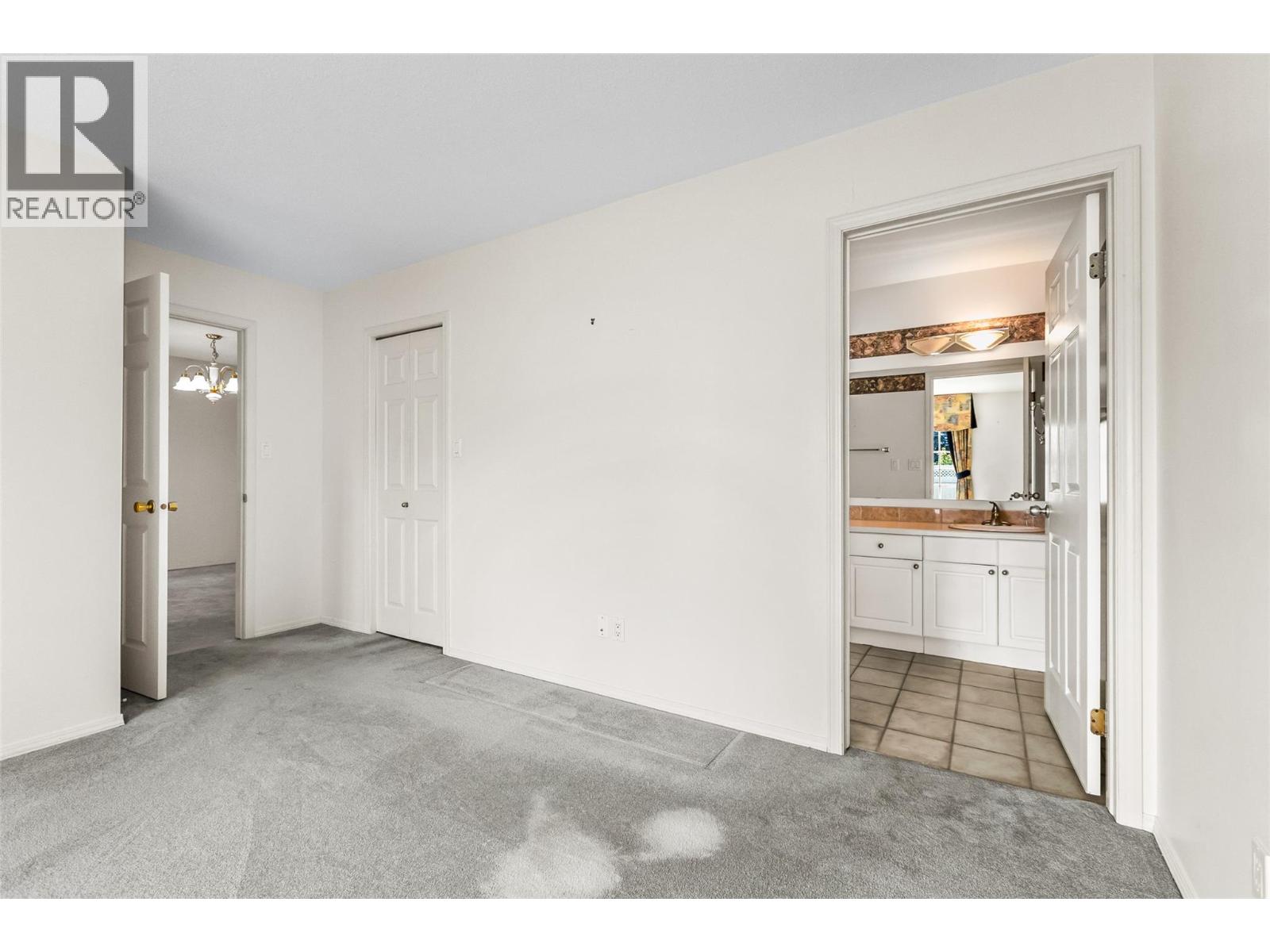 310 6th Avenue S Unit# 1 Property Photo 16