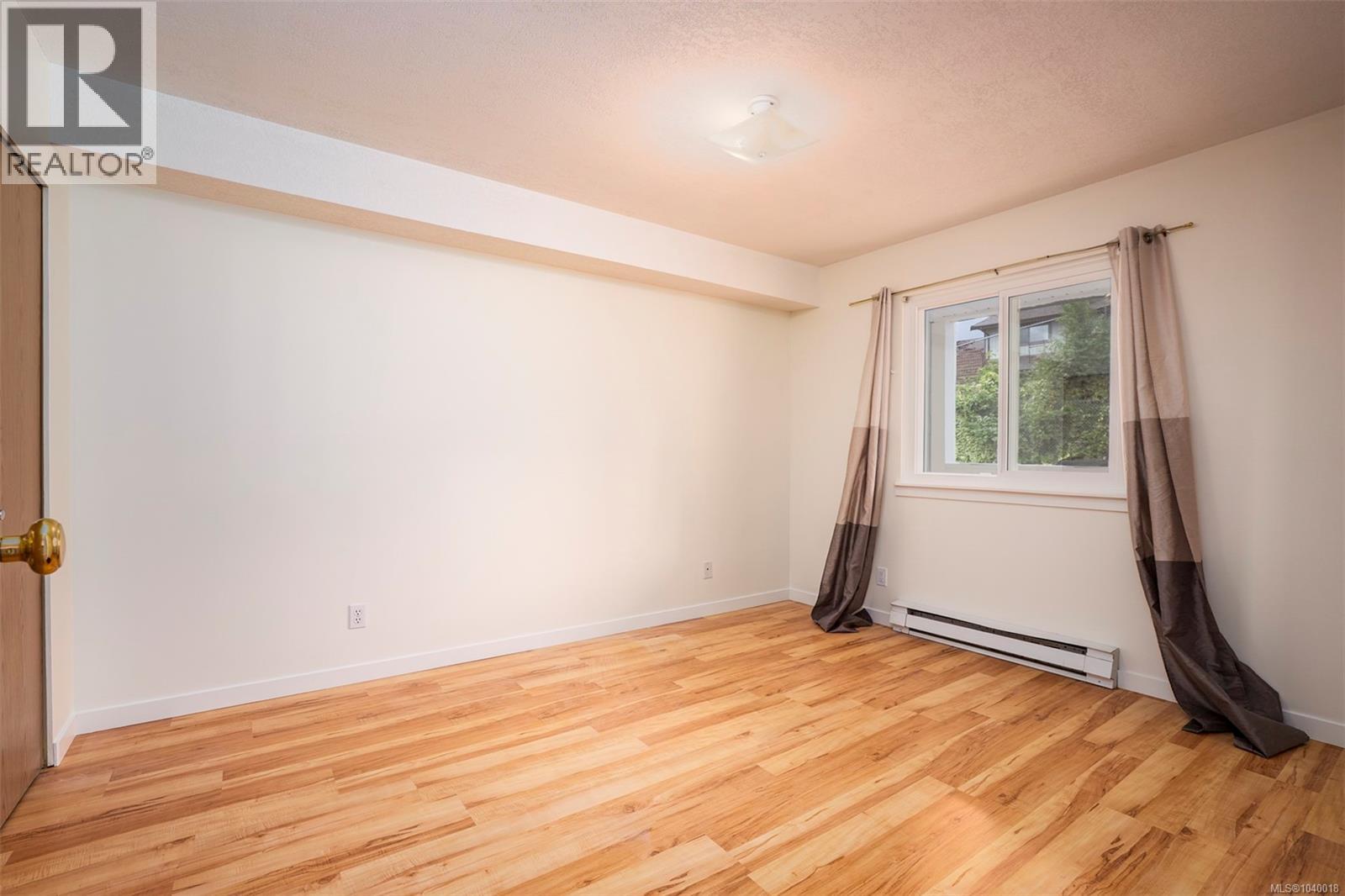 204 9916 Daniel St Property Photo 25