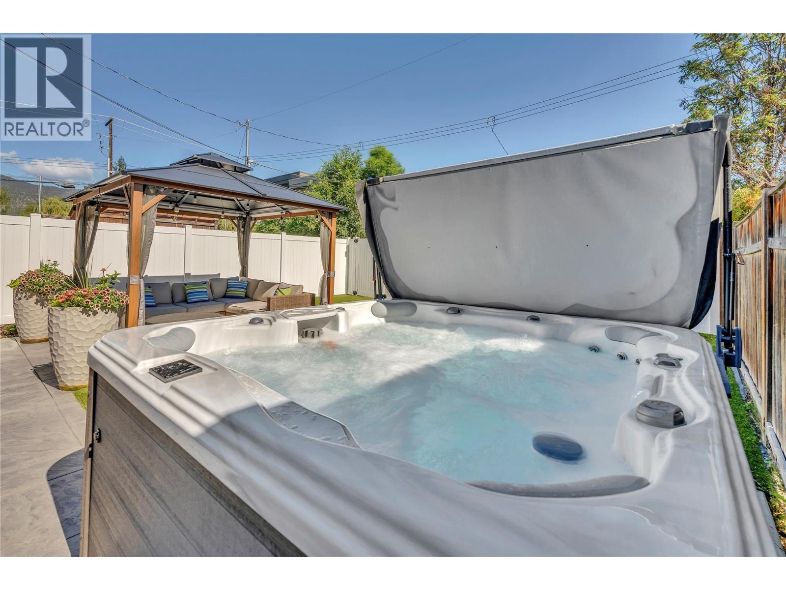 787 Kamloops Avenue Property Photo 31