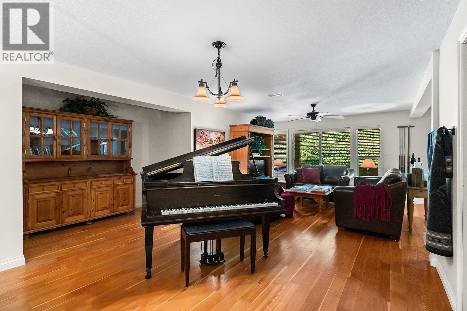 3103 Thacker Drive Property Photo 37
