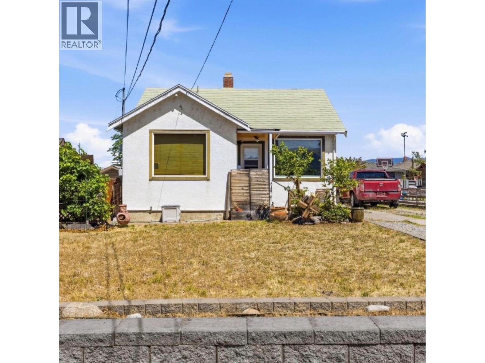 549 Edmonton Avenue