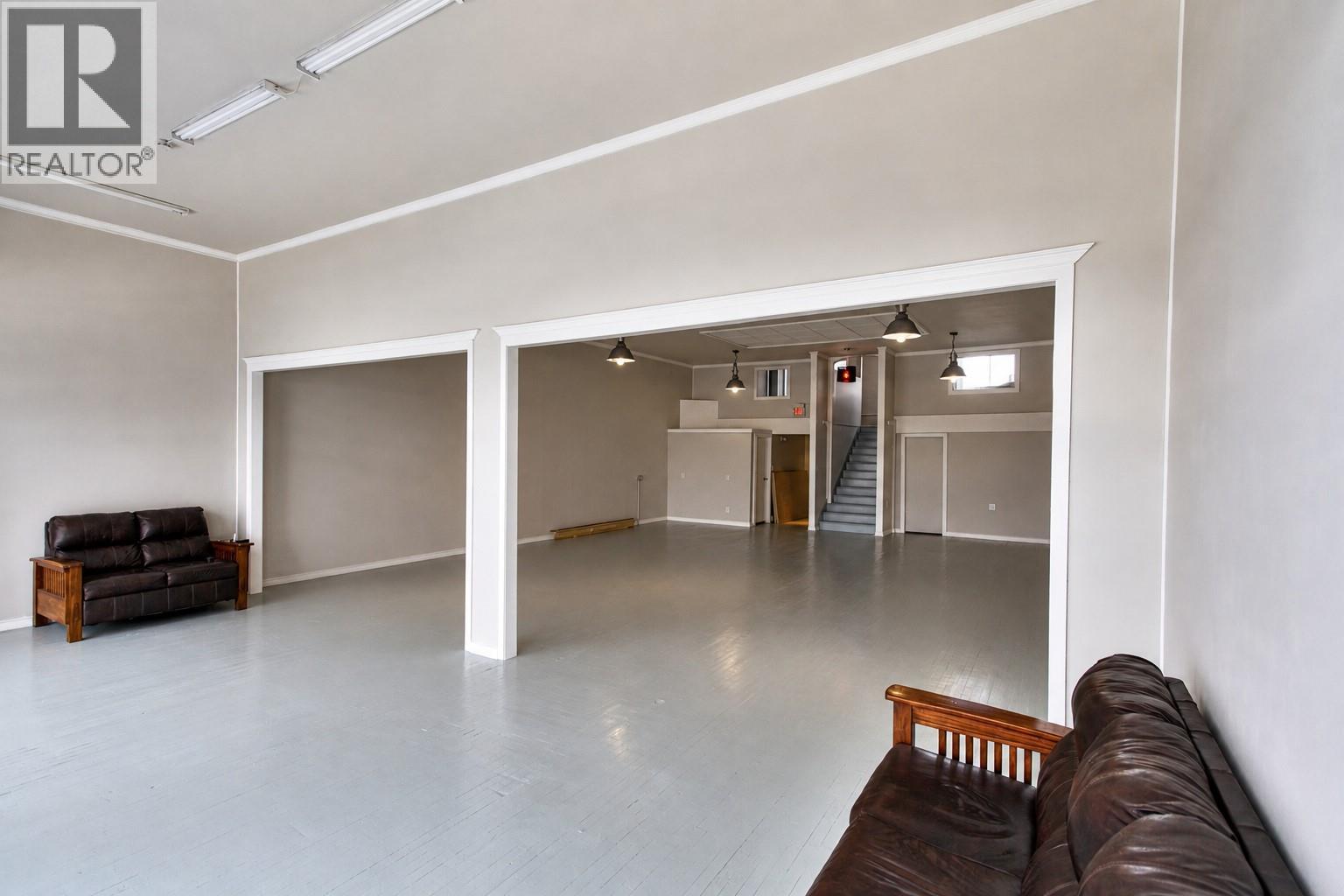 441 Main Street Property Photo 3