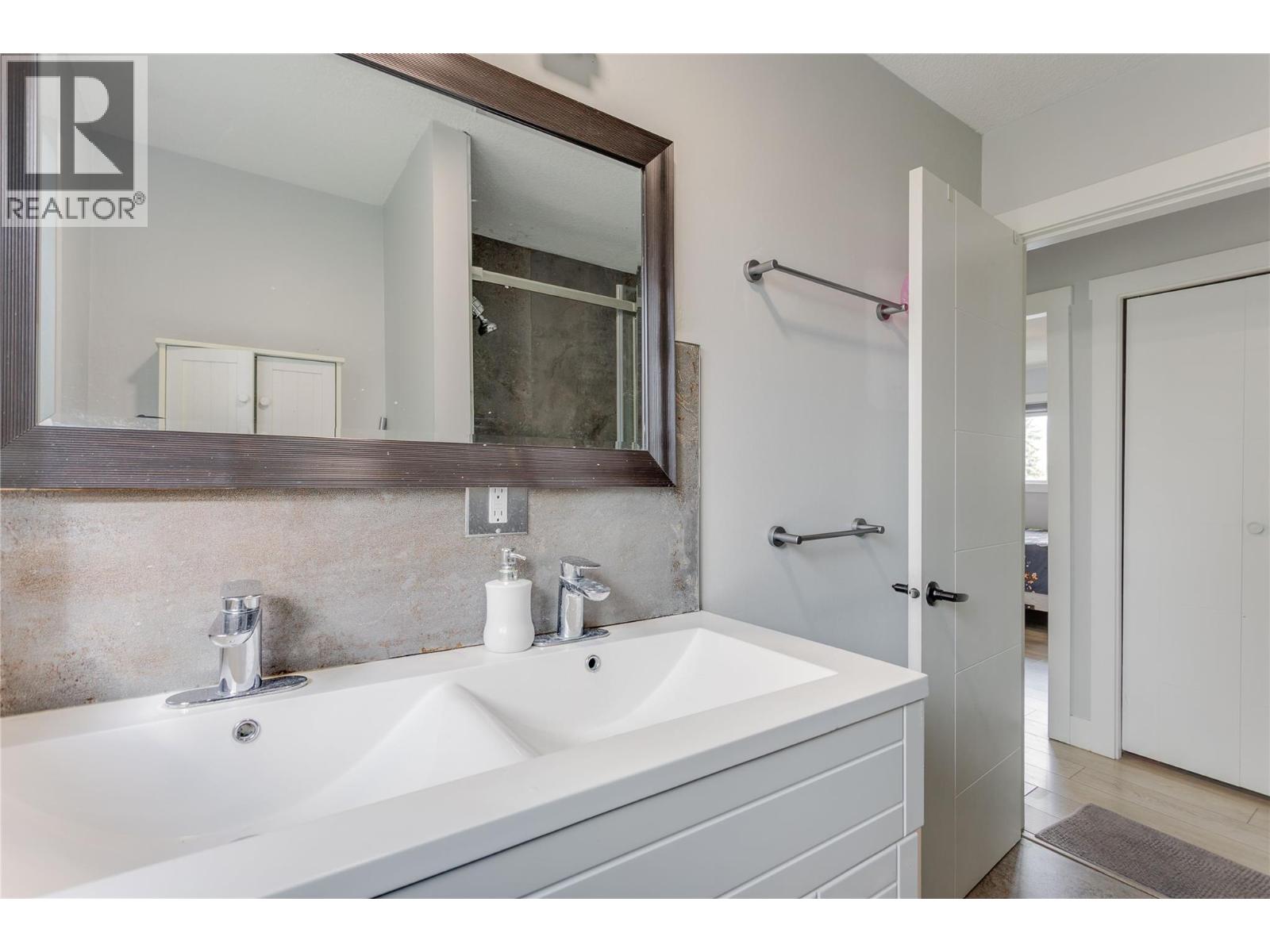 465 - 467 Killarney Road Property Photo 19