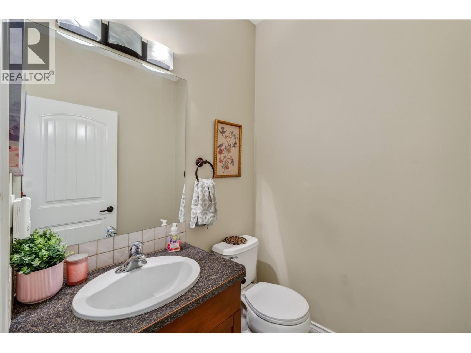 385 Douglas Avenue Unit# 102 Property Photo 14