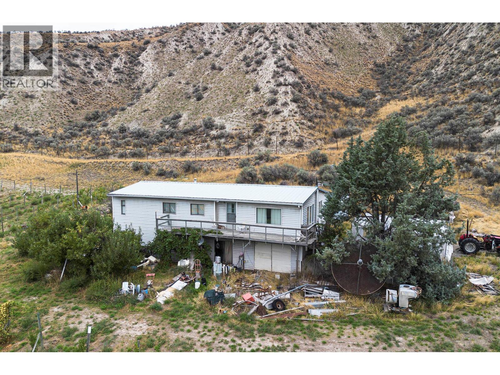 3059 Shuswap E Road Property Photo 12
