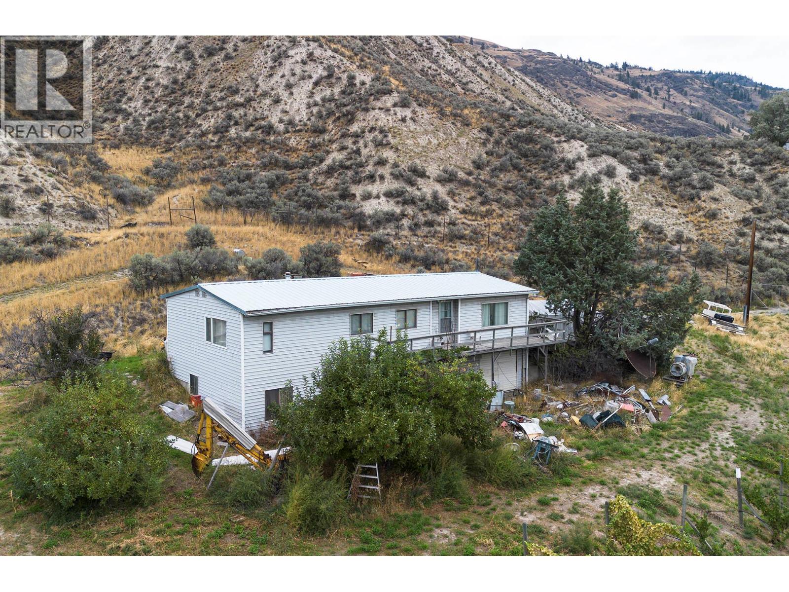 3059 Shuswap E Road Property Photo 13