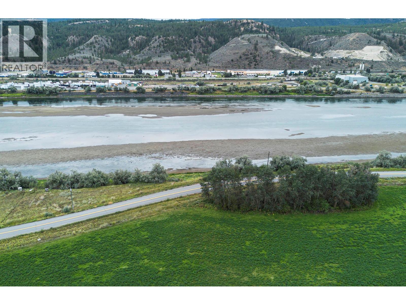 3059 Shuswap E Road Property Photo 18