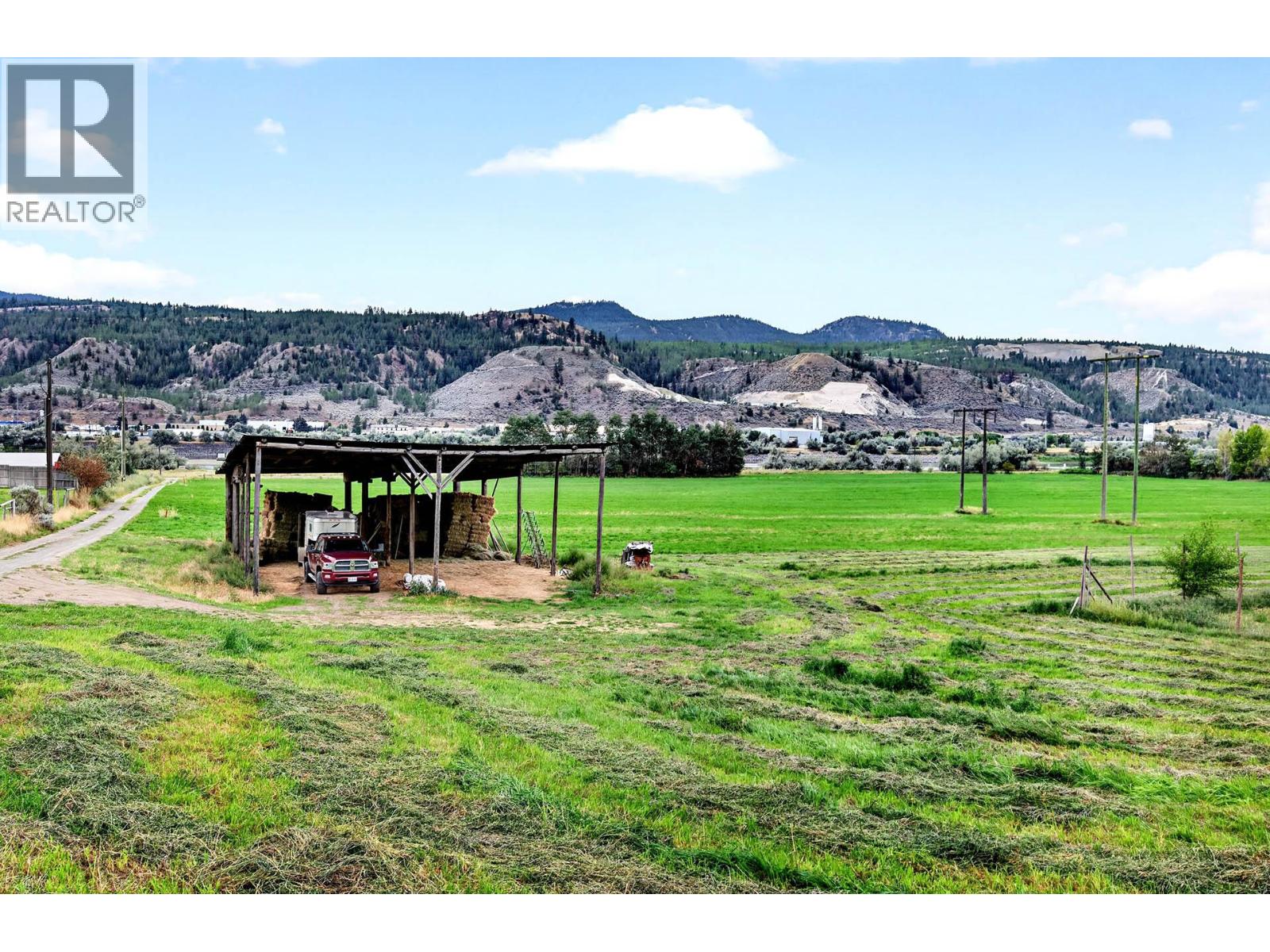3059 Shuswap E Road Property Photo 31