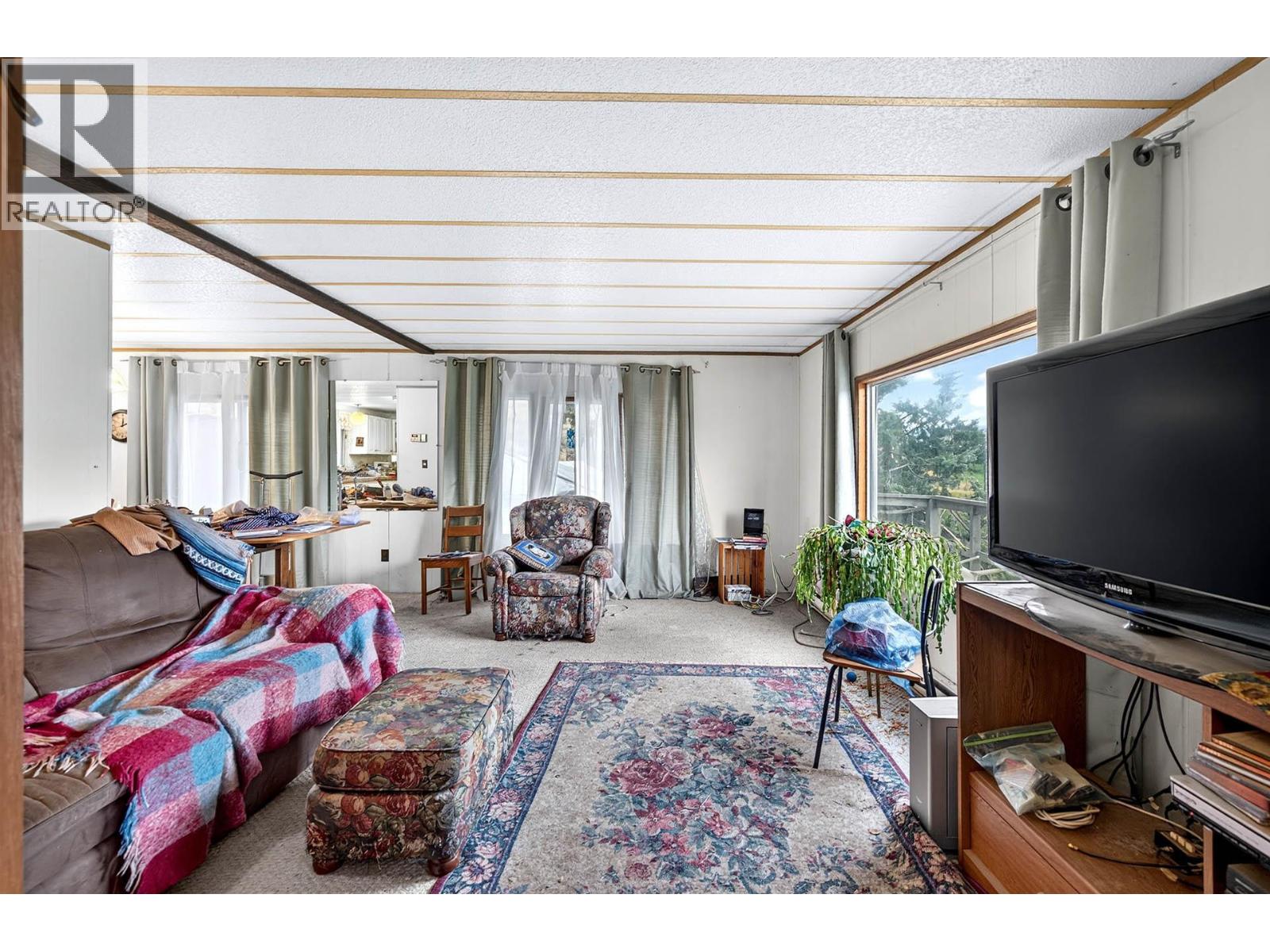 3059 Shuswap E Road Property Photo 36