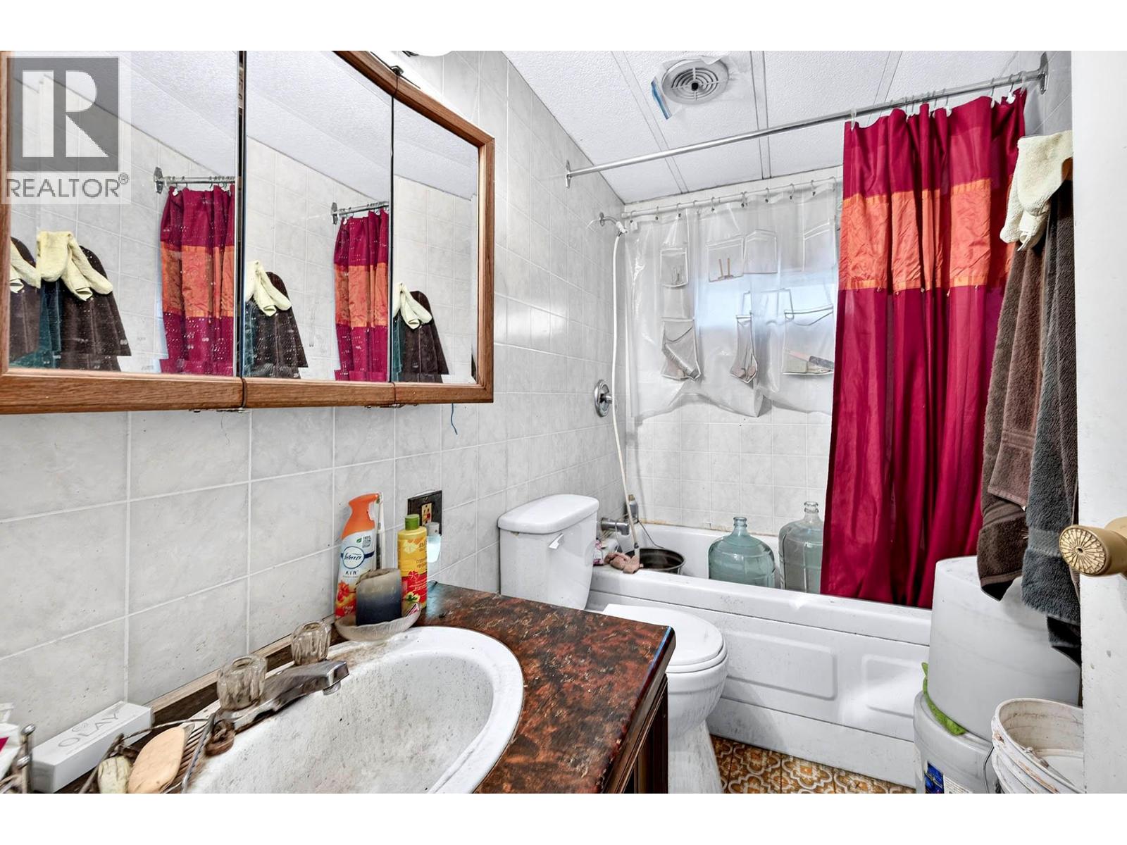 3059 Shuswap E Road Property Photo 40