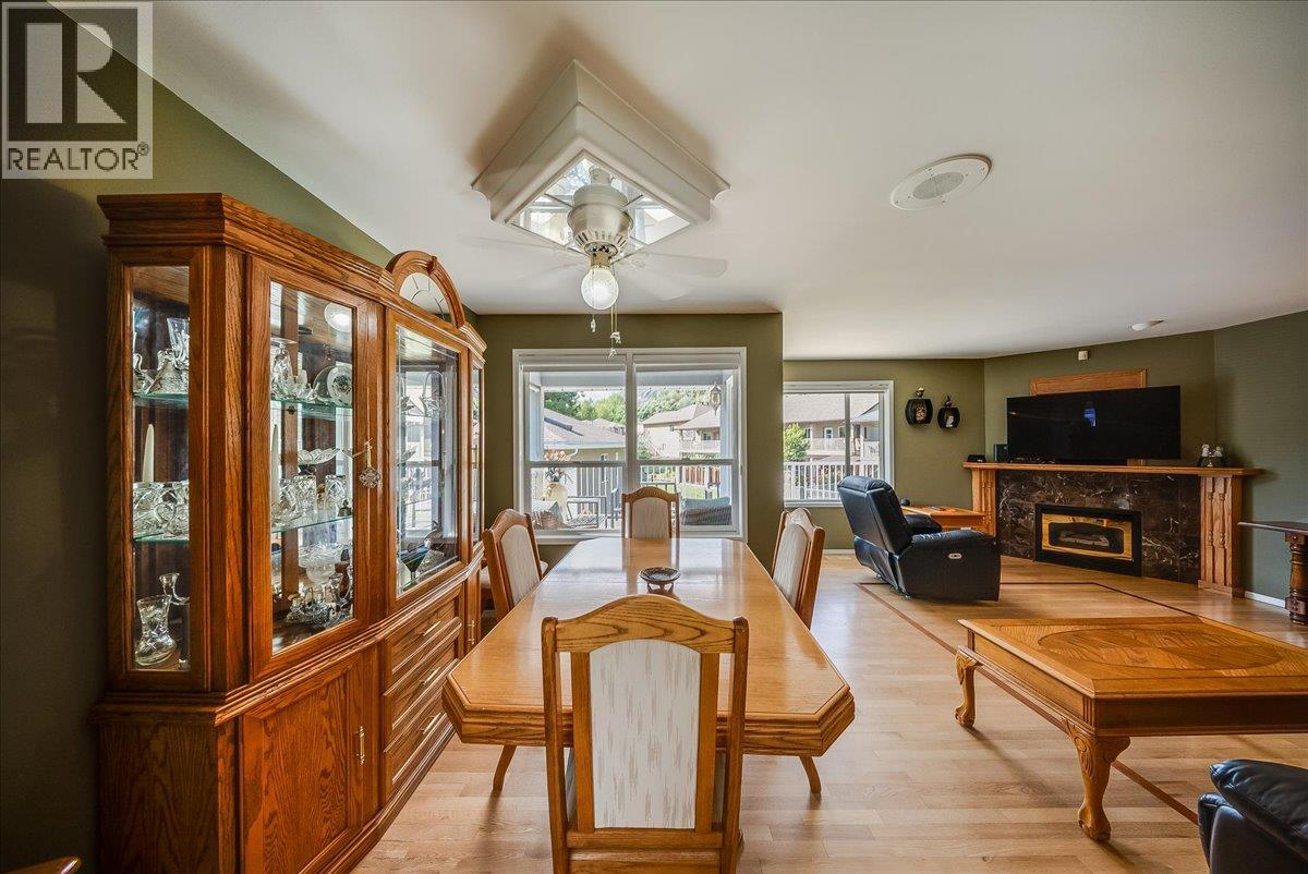 7200 Wright Way Property Photo 8
