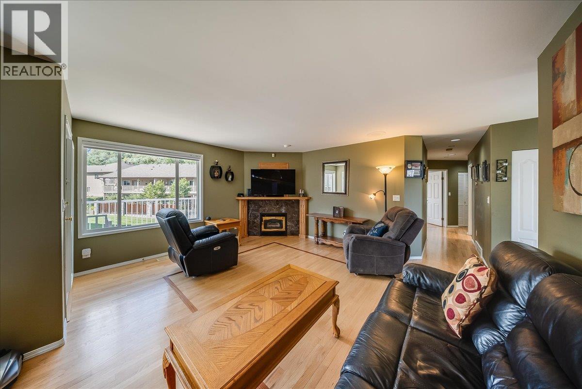 7200 Wright Way Property Photo 10