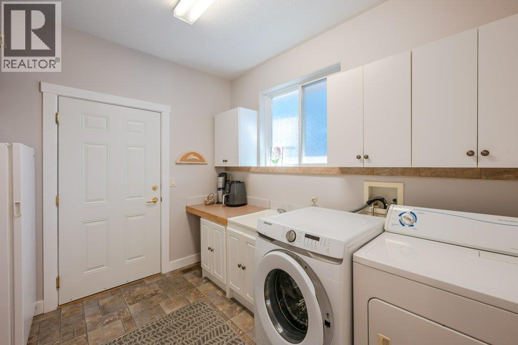 6960 Chardonnay Place Property Photo 41