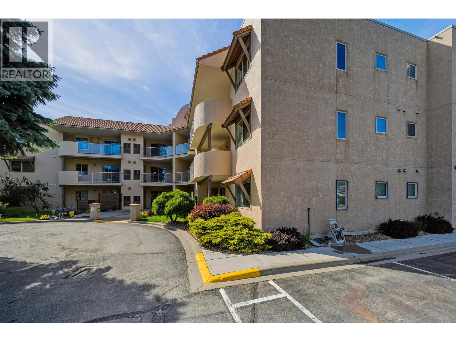 2169 Flamingo Road Unit# 104 Property Photo 1