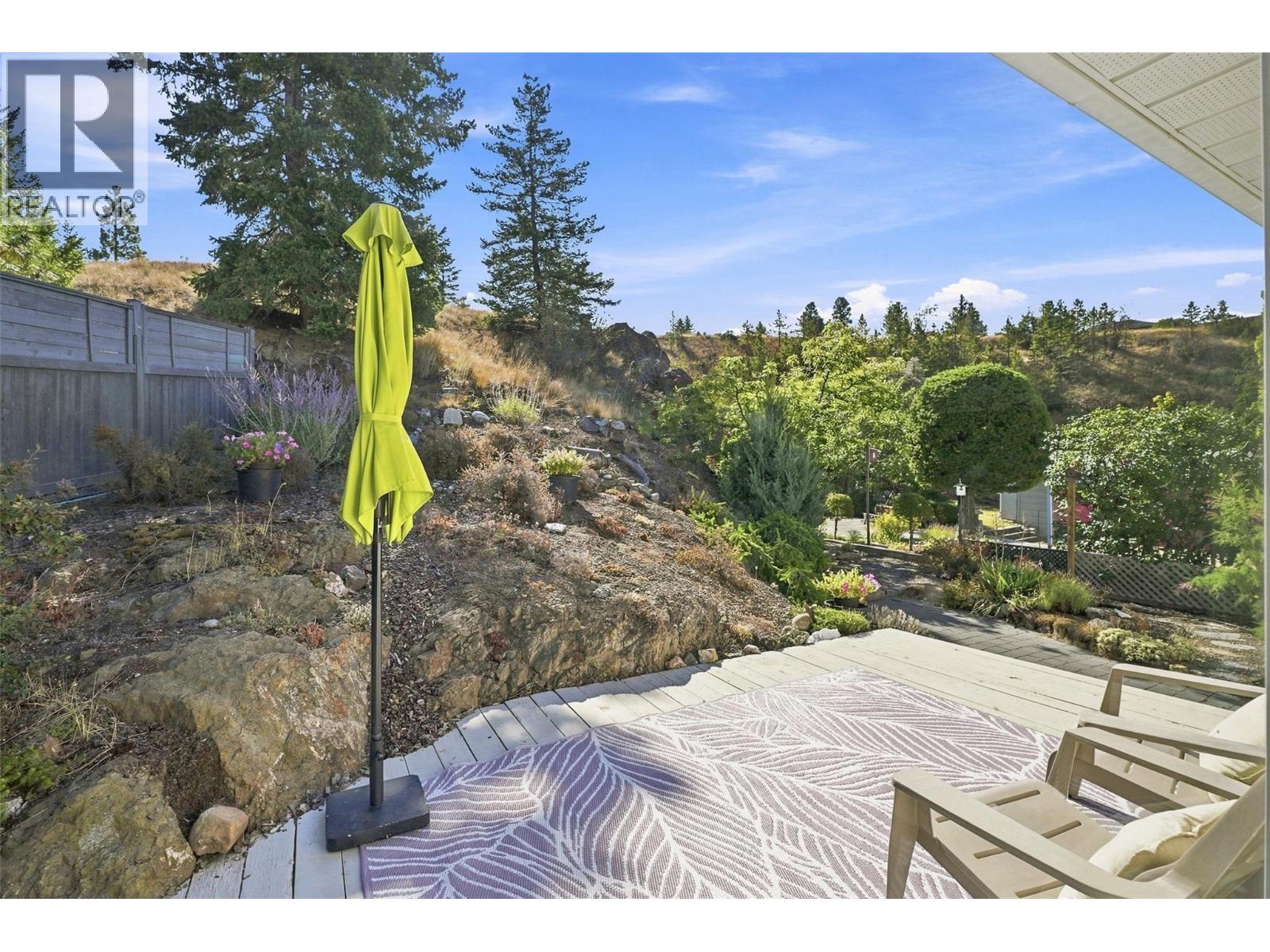 913 Greystone Crescent Property Photo 16