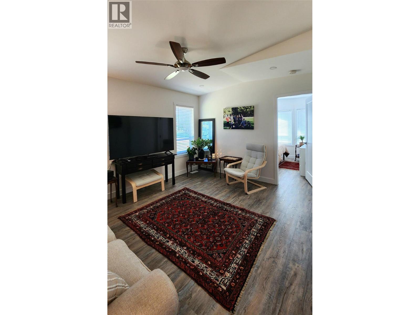 1134 Hawthorn Row Property Photo 12