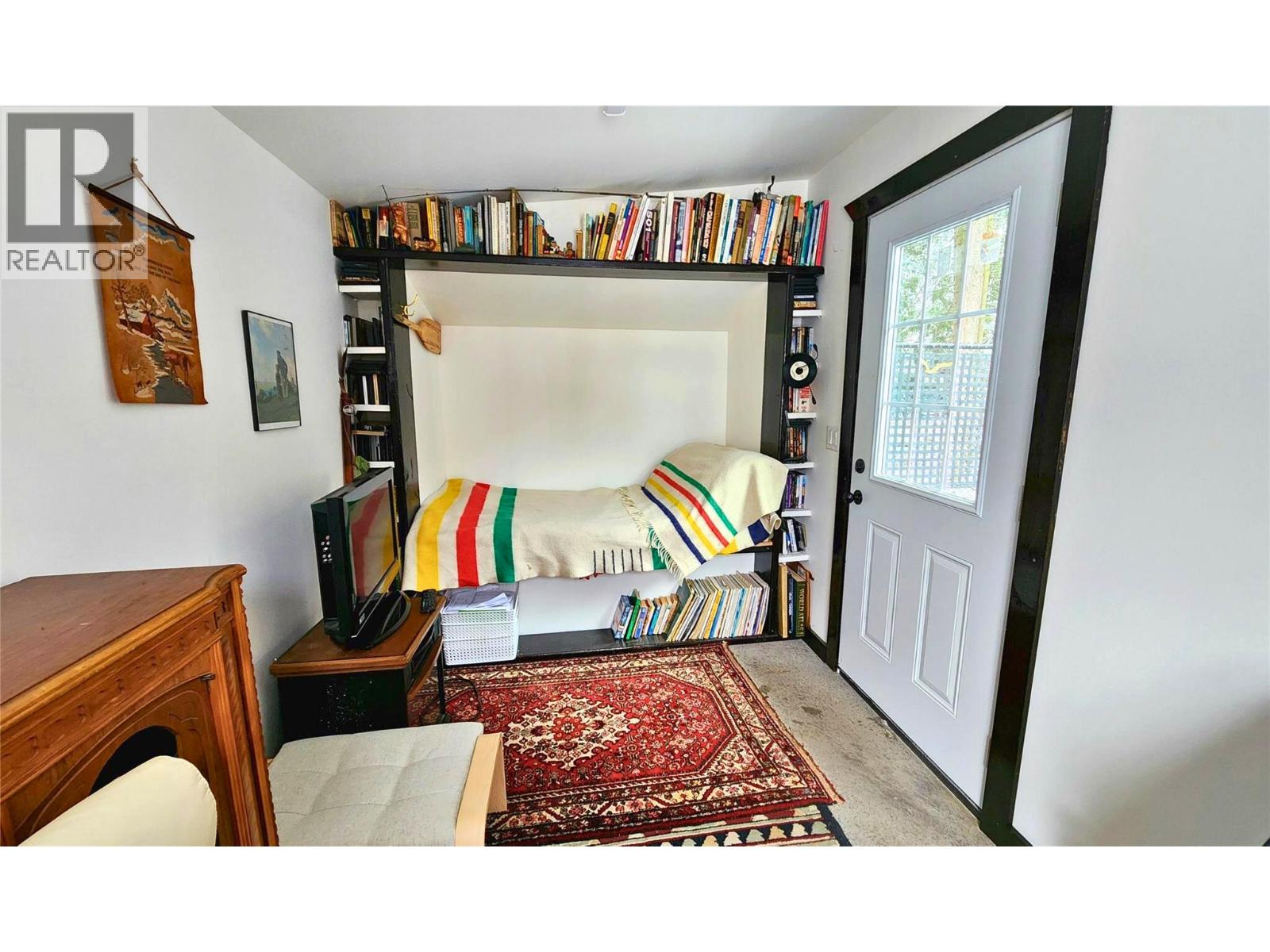 1134 Hawthorn Row Property Photo 23