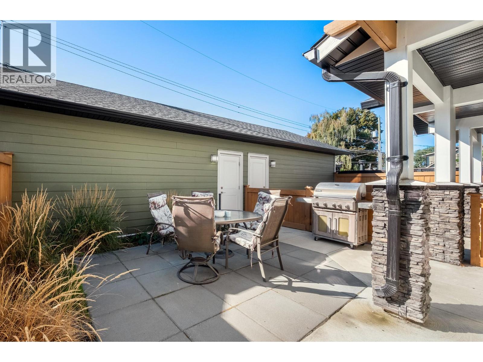 825 Cadder Avenue Unit# 4 Property Photo 3