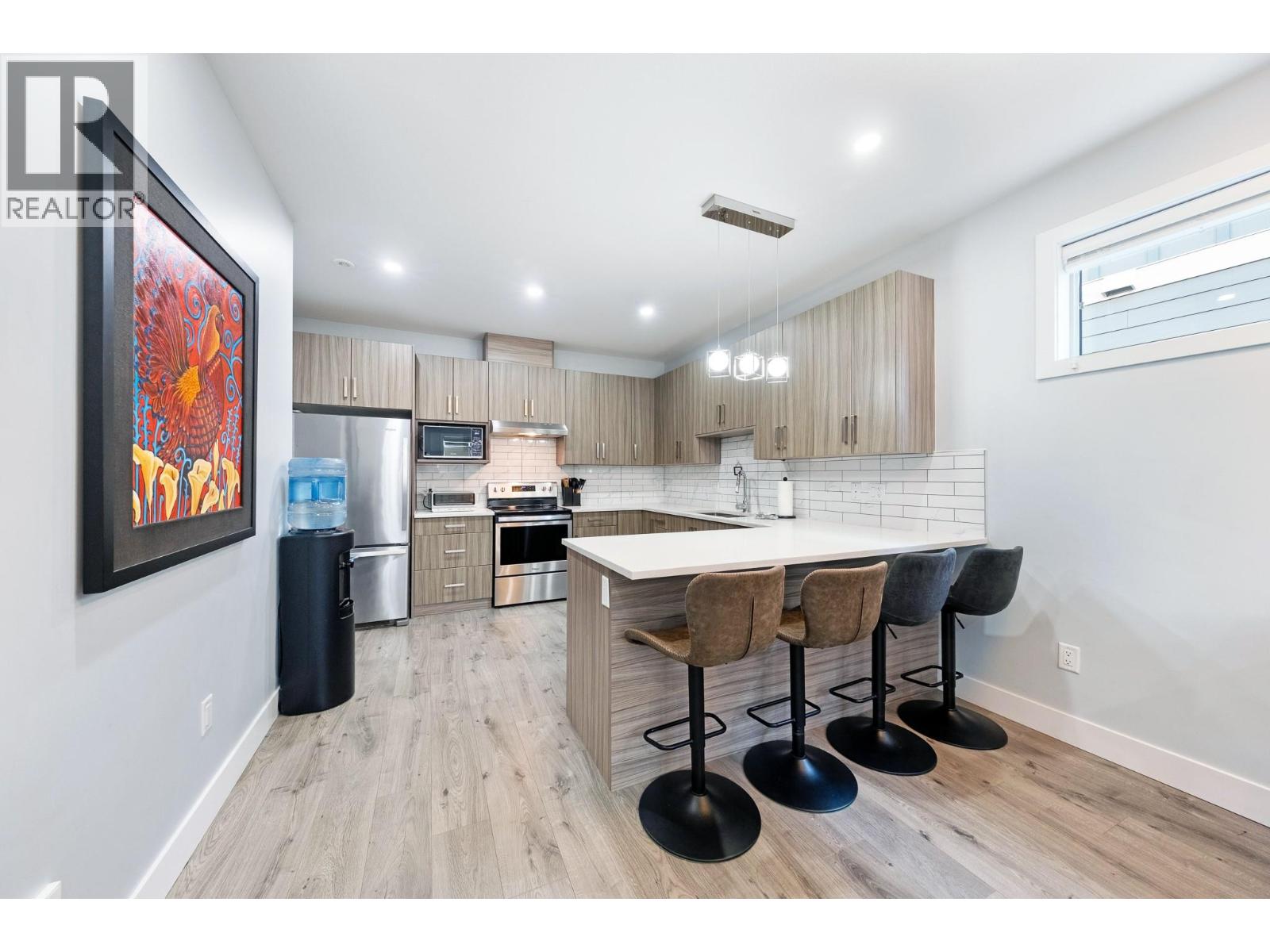 825 Cadder Avenue Unit# 4 Property Photo 10