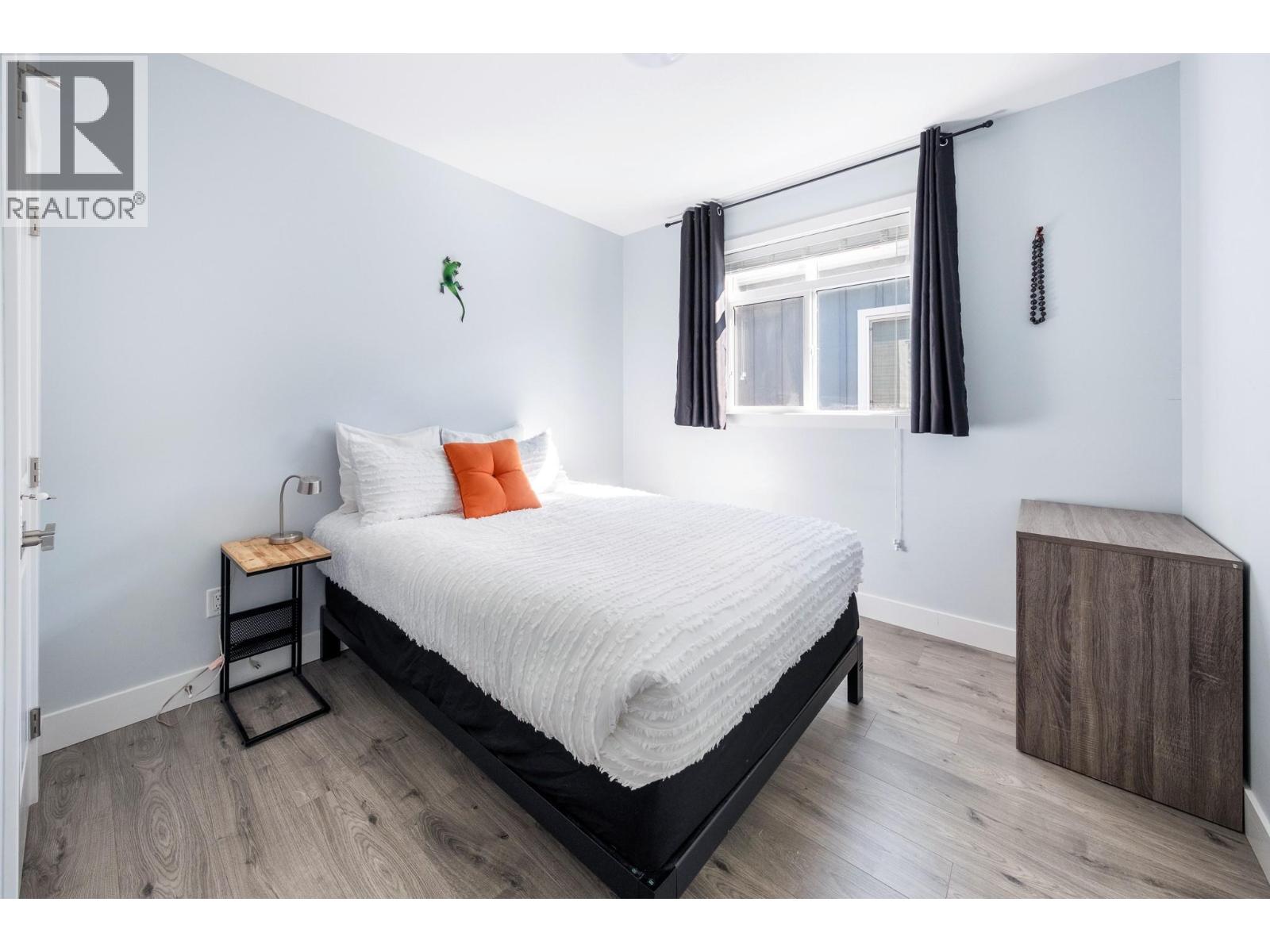 825 Cadder Avenue Unit# 4 Property Photo 23