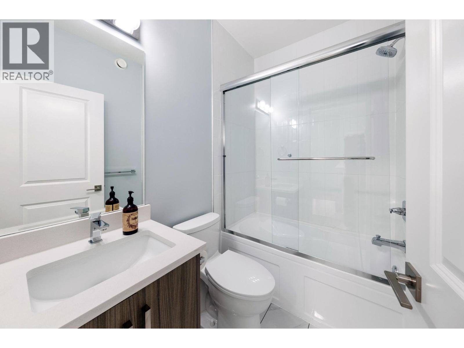 825 Cadder Avenue Unit# 4 Property Photo 24