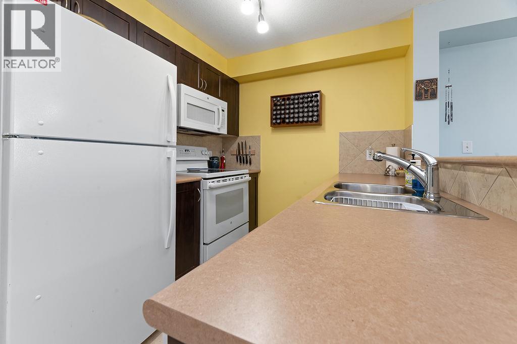 205 Third Avenue Unit# 2307 Property Photo 5