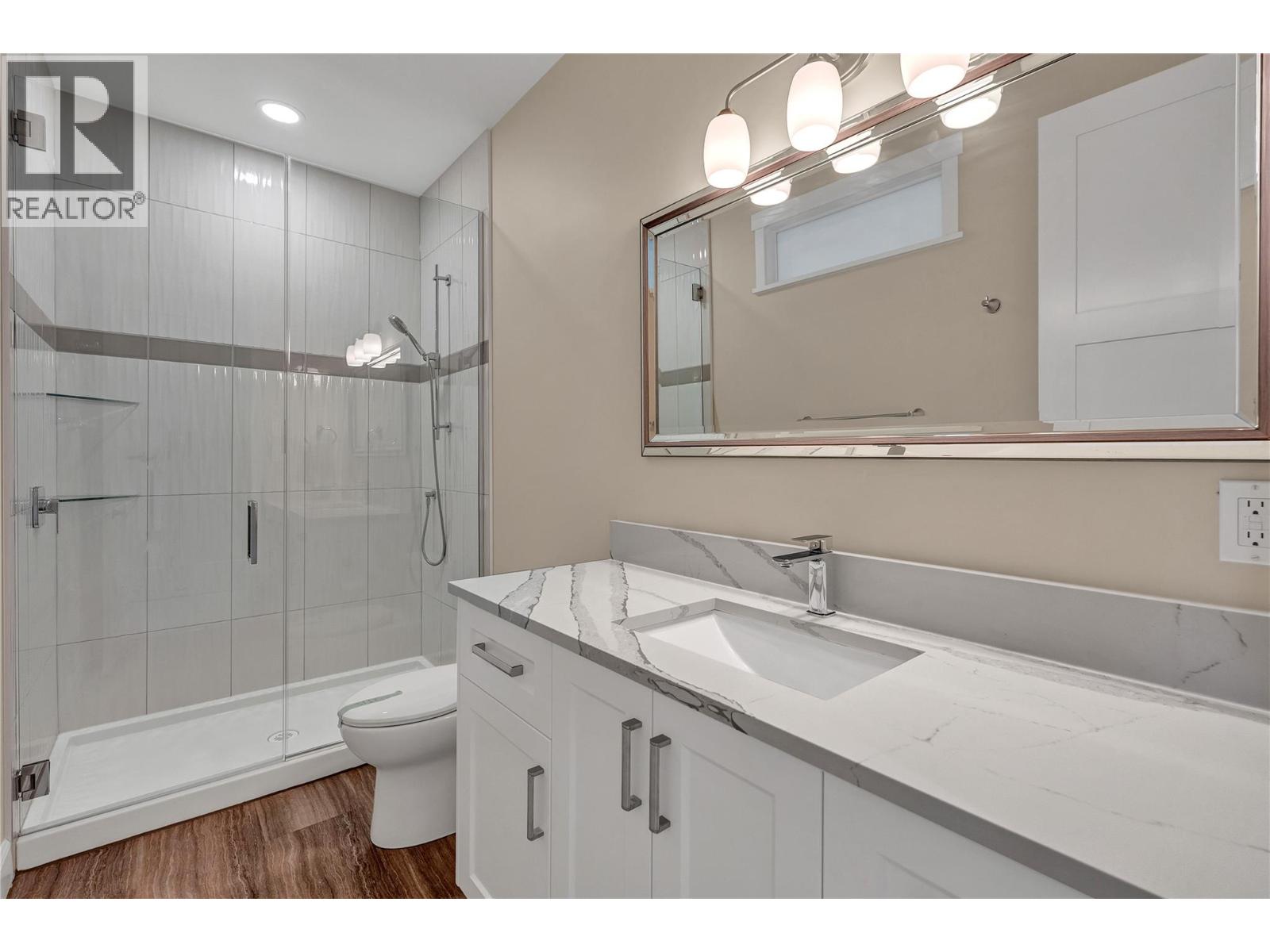 3984 Finnerty Road Property Photo 22