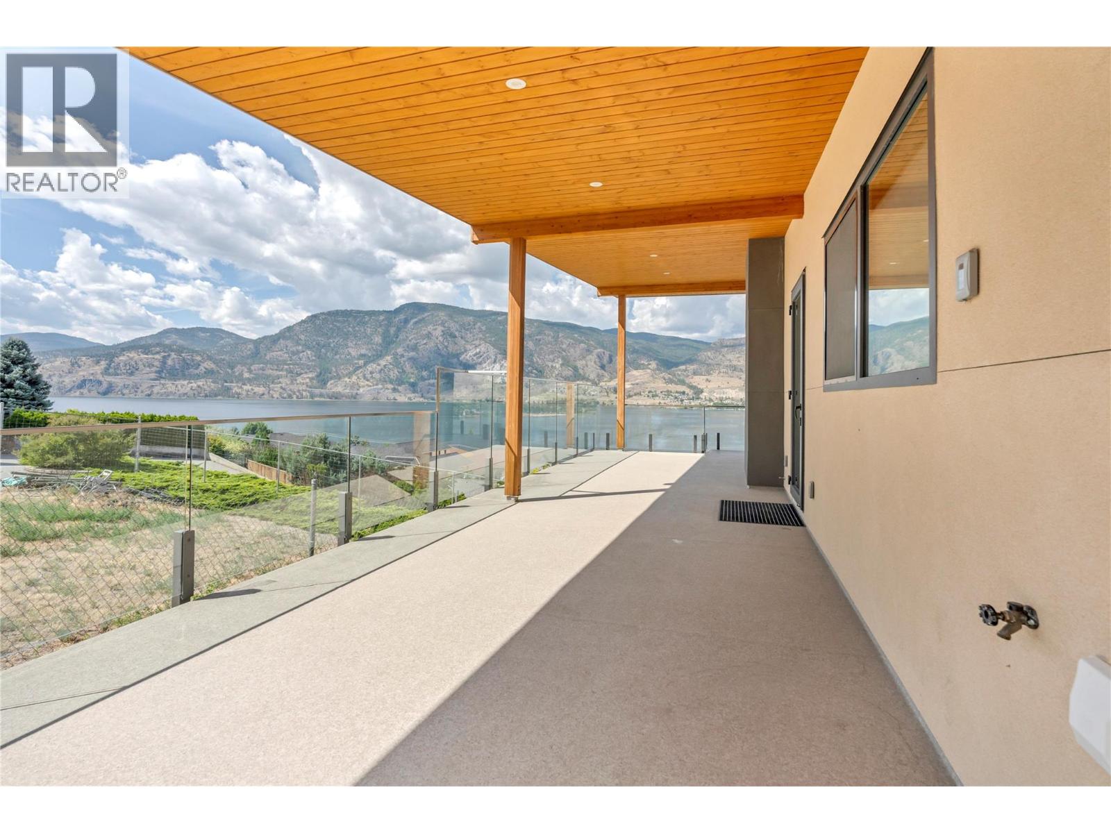 3984 Finnerty Road Property Photo 46