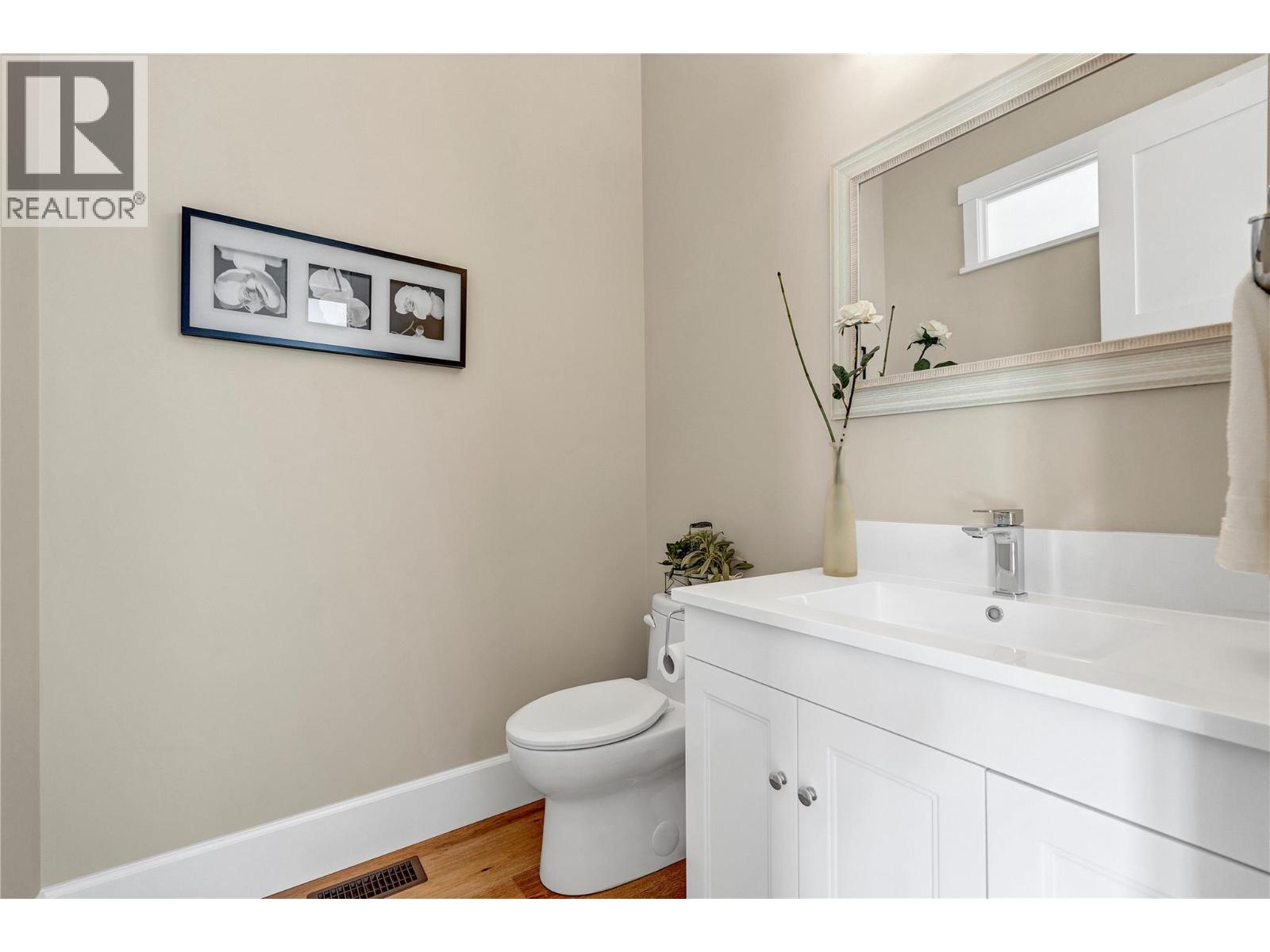 3984 Finnerty Road Property Photo 62