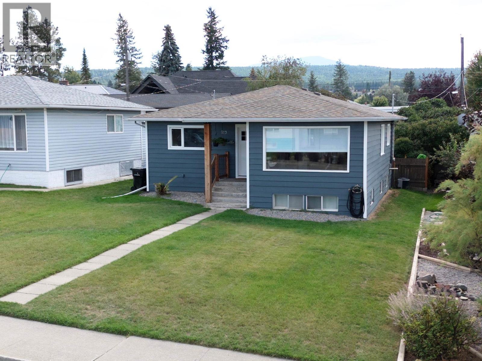 713 7TH Street S Property Photo 1