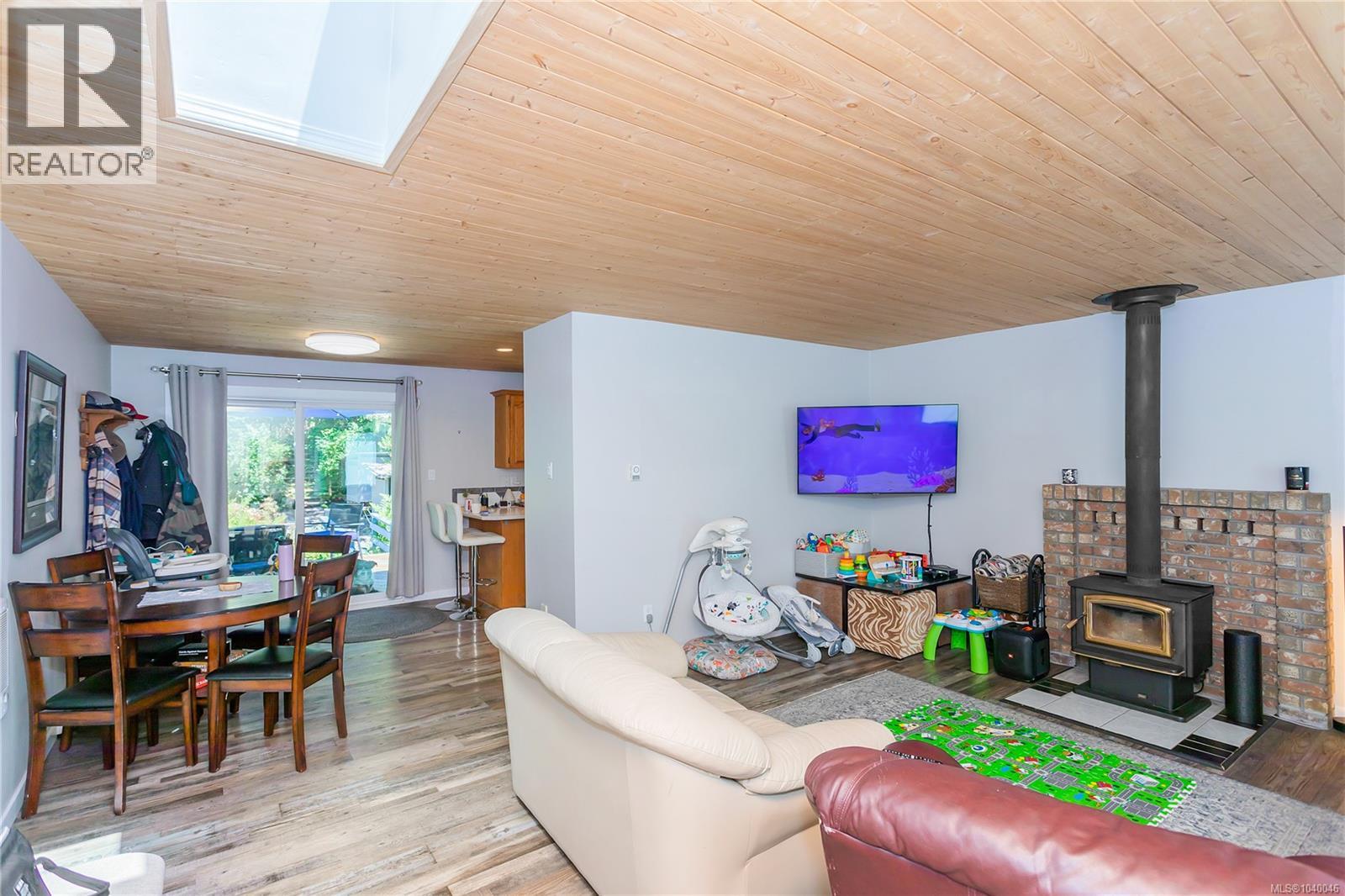 7 4604 Hammond Bay Rd Property Photo 12
