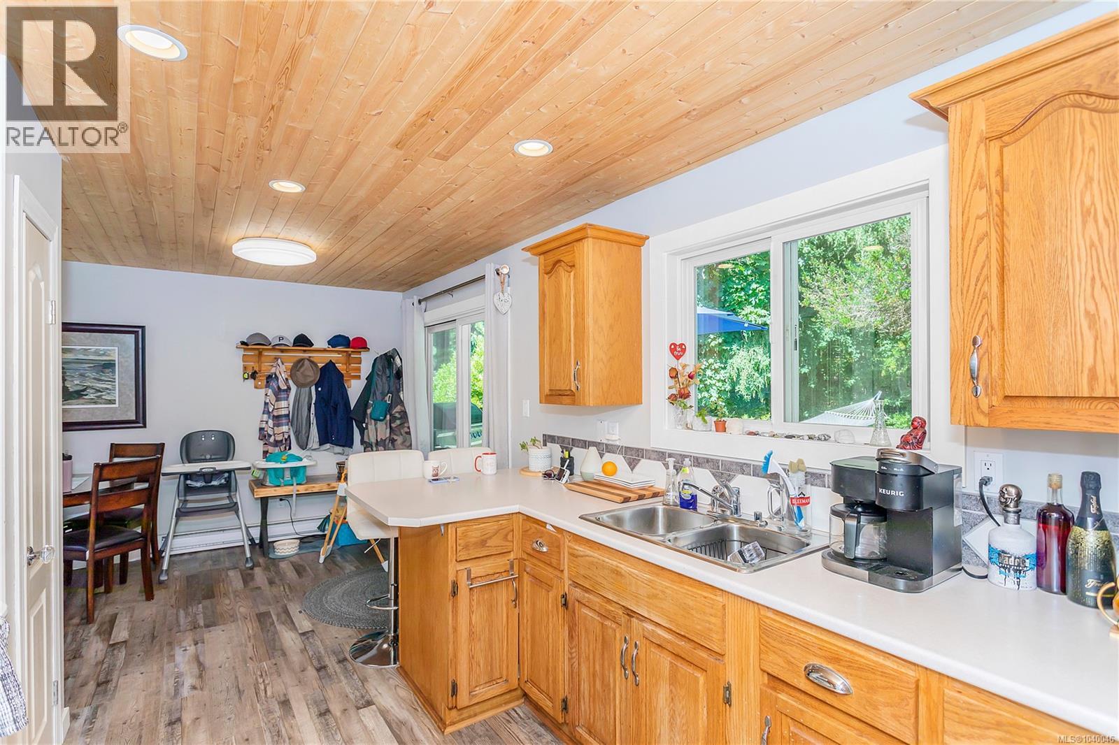 7 4604 Hammond Bay Rd Property Photo 15