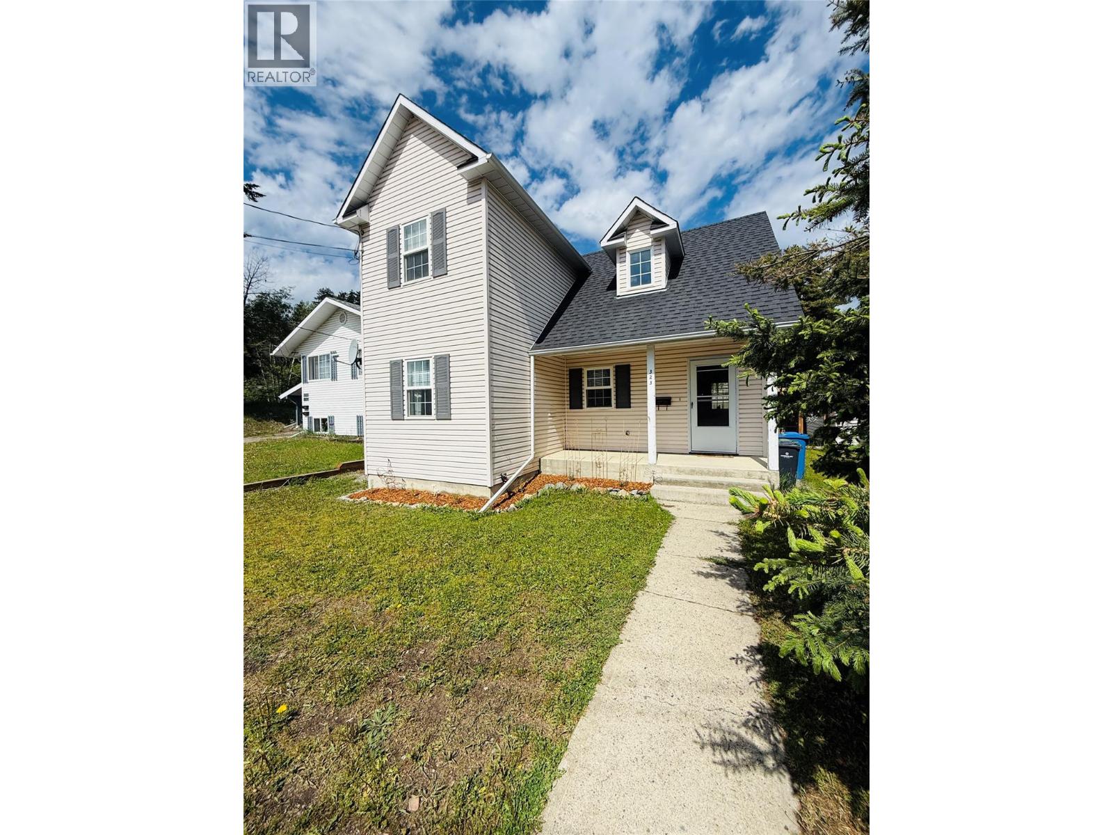 323 Green Street Property Photo 1