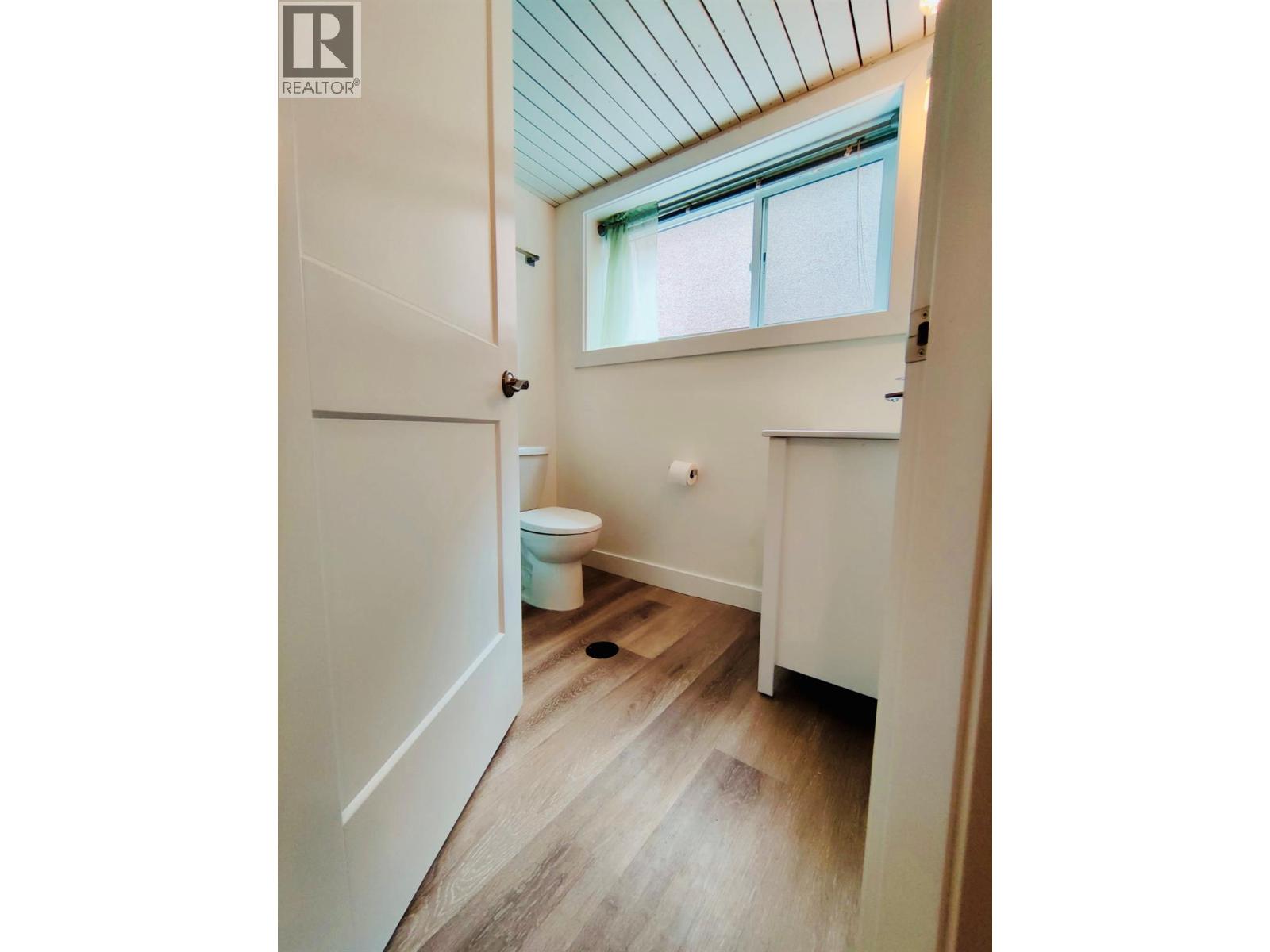 393 Waddington Drive Property Photo 41