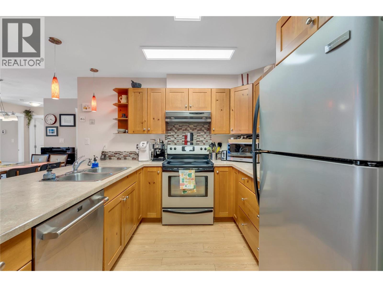 101 Cossar Avenue Unit# 203 Property Photo 4