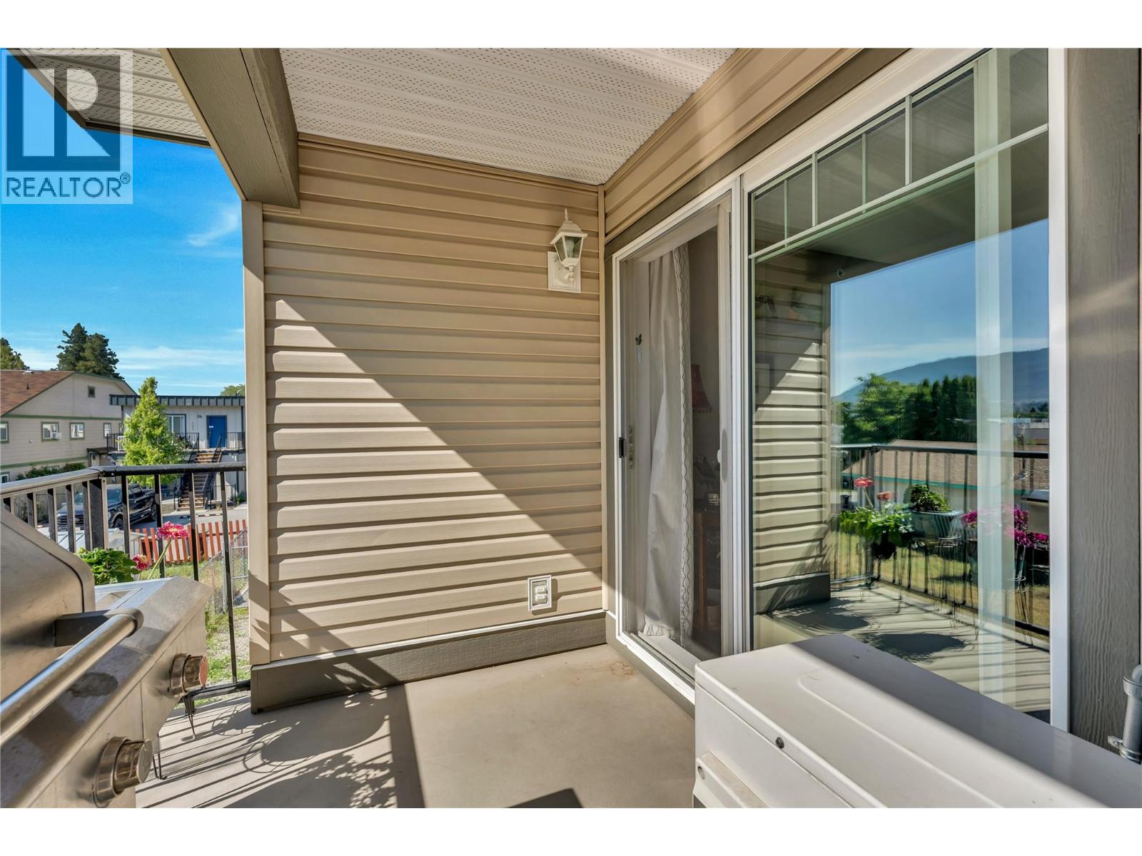 101 Cossar Avenue Unit# 203 Property Photo 11