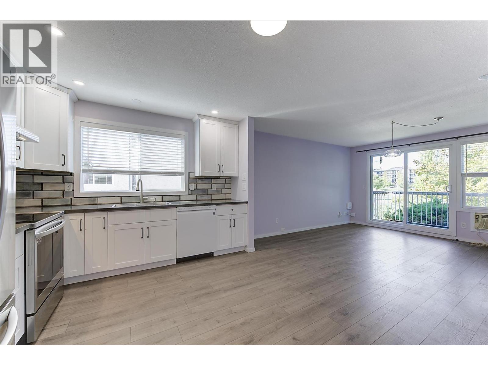 625 Rowcliffe Avenue Unit# 101 Property Photo 5