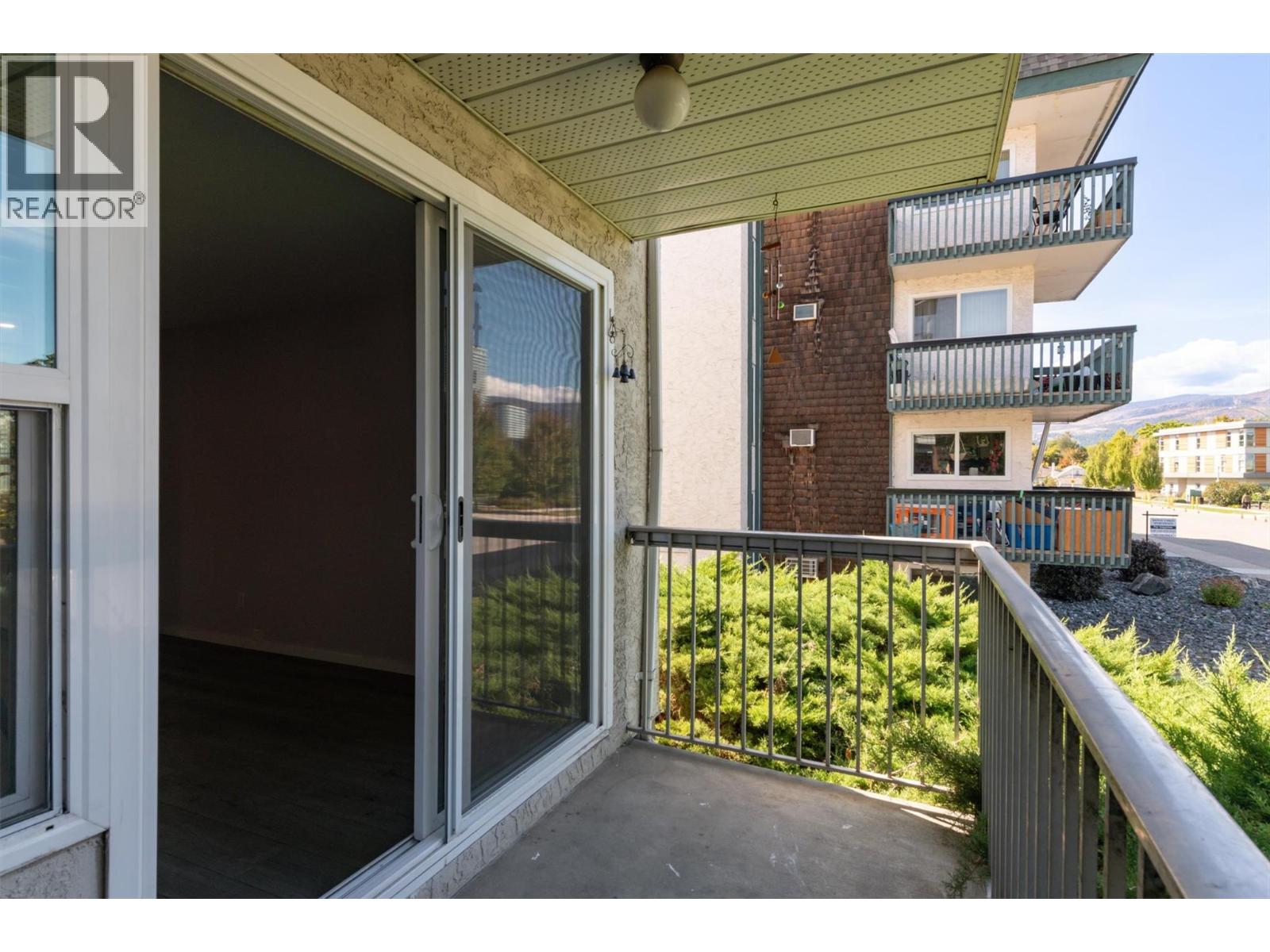 625 Rowcliffe Avenue Unit# 101 Property Photo 15