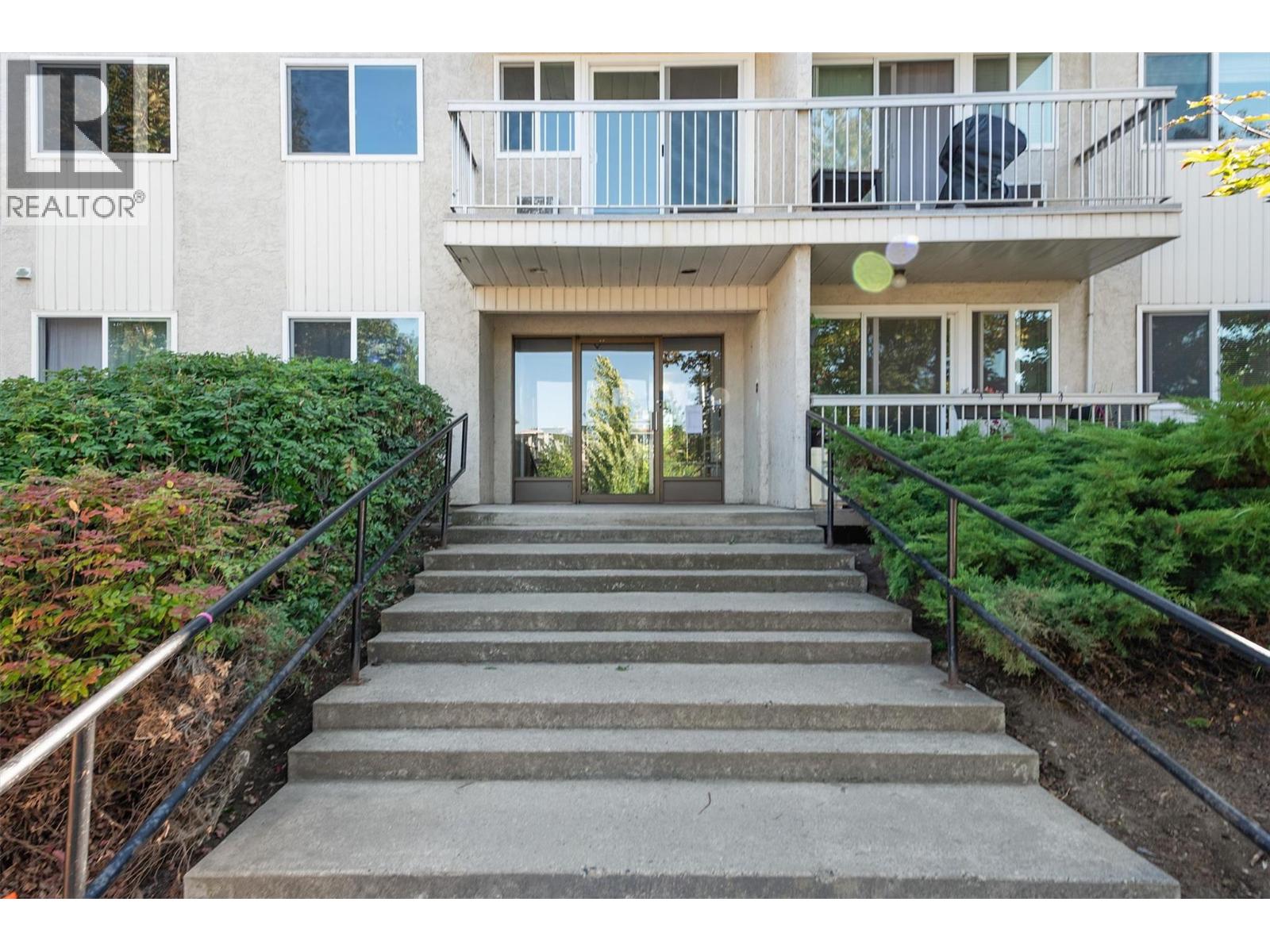 625 Rowcliffe Avenue Unit# 101 Property Photo 17