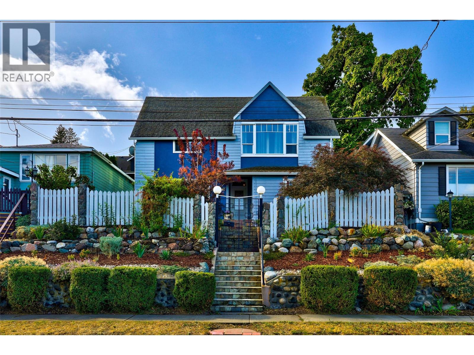193 SEYMOUR Street W Property Photo 1