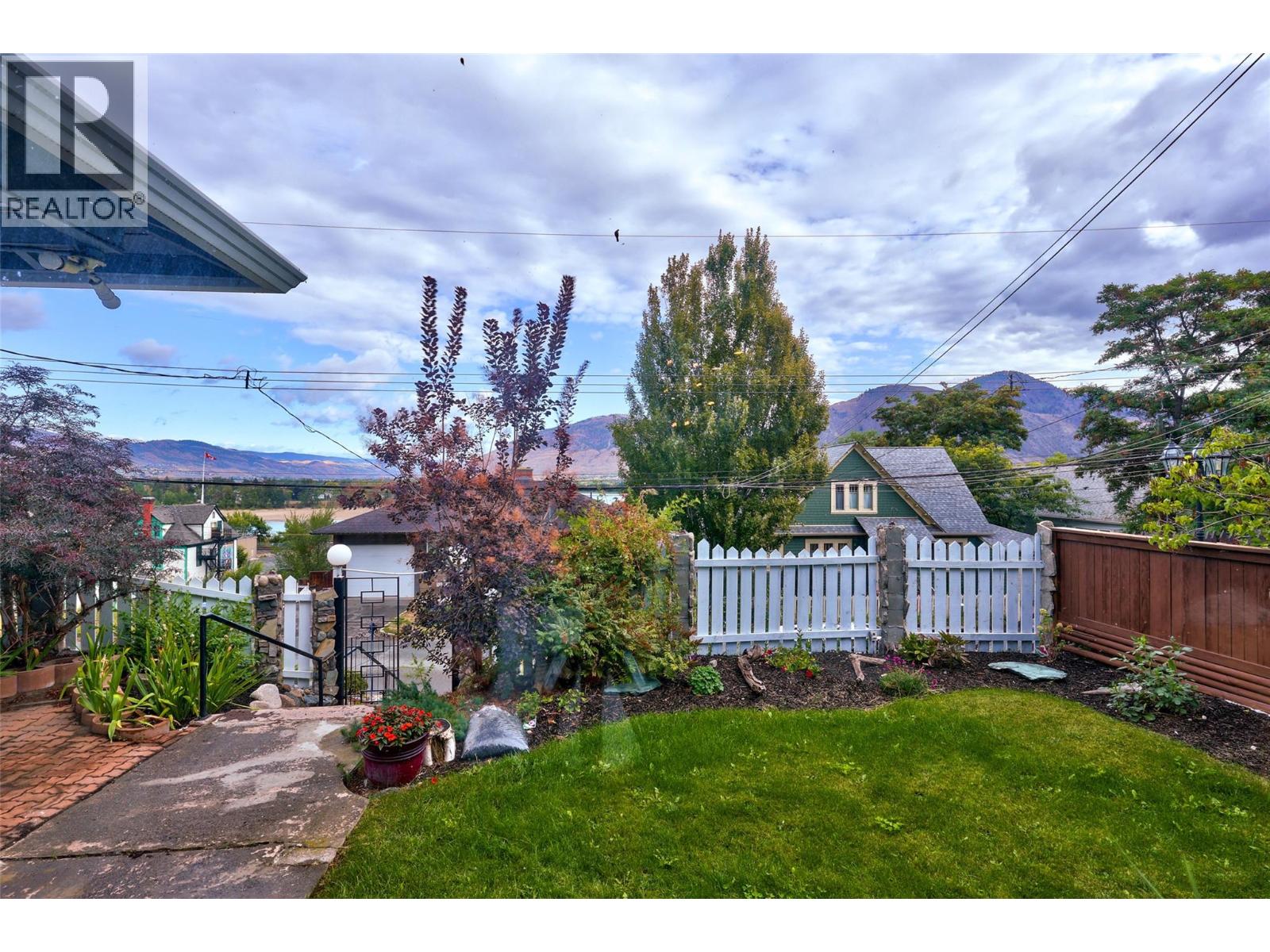 193 Seymour Street W Property Photo 3