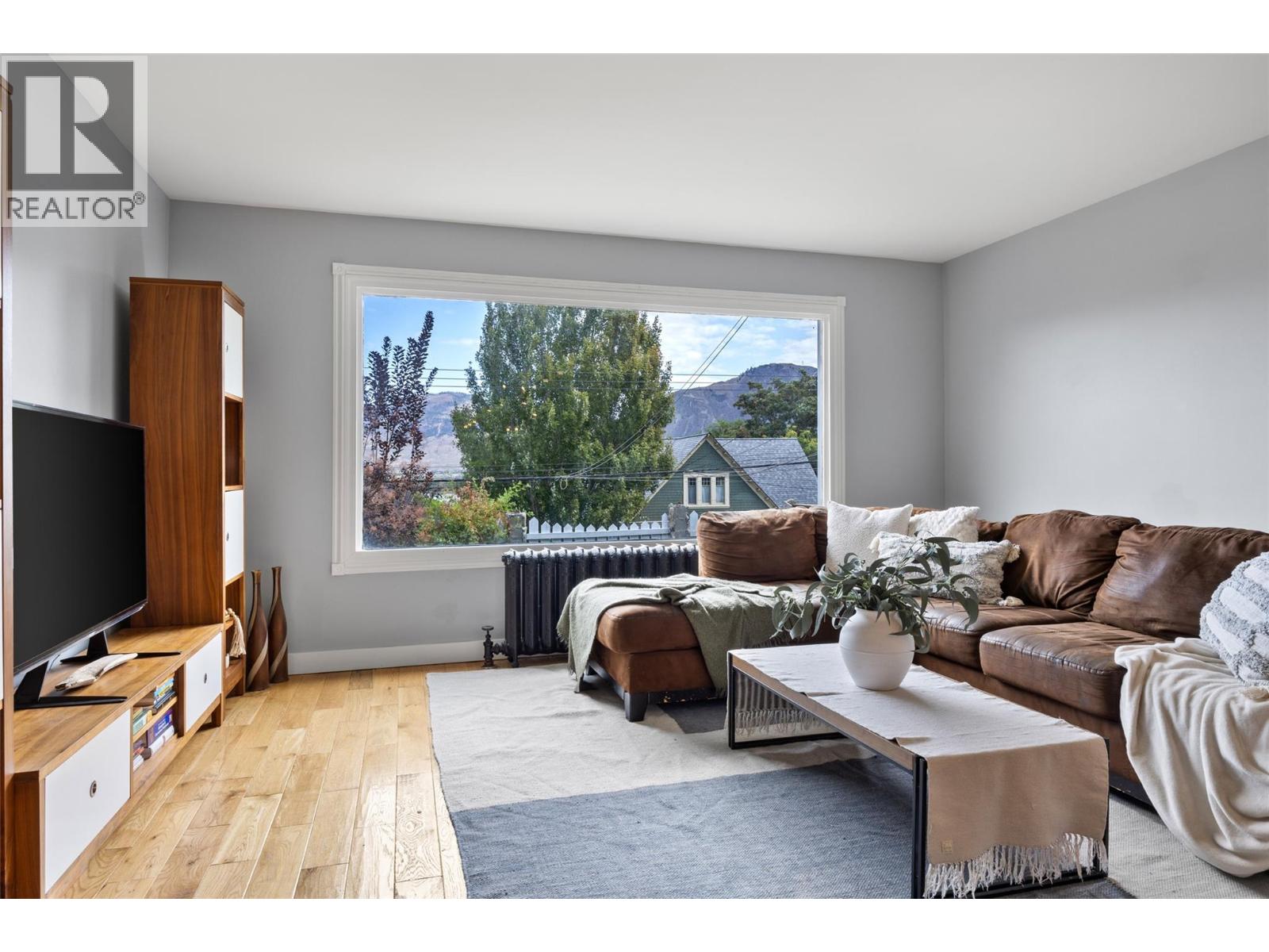 193 Seymour Street W Property Photo 8