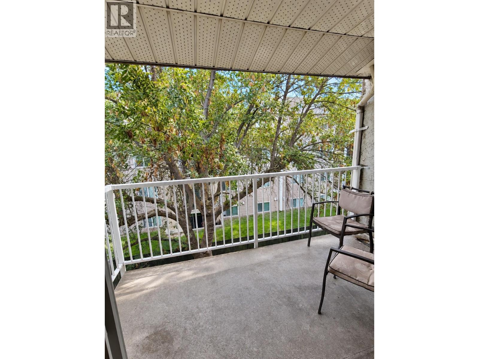 395 Franklyn Road Unit# 314 Property Photo 4