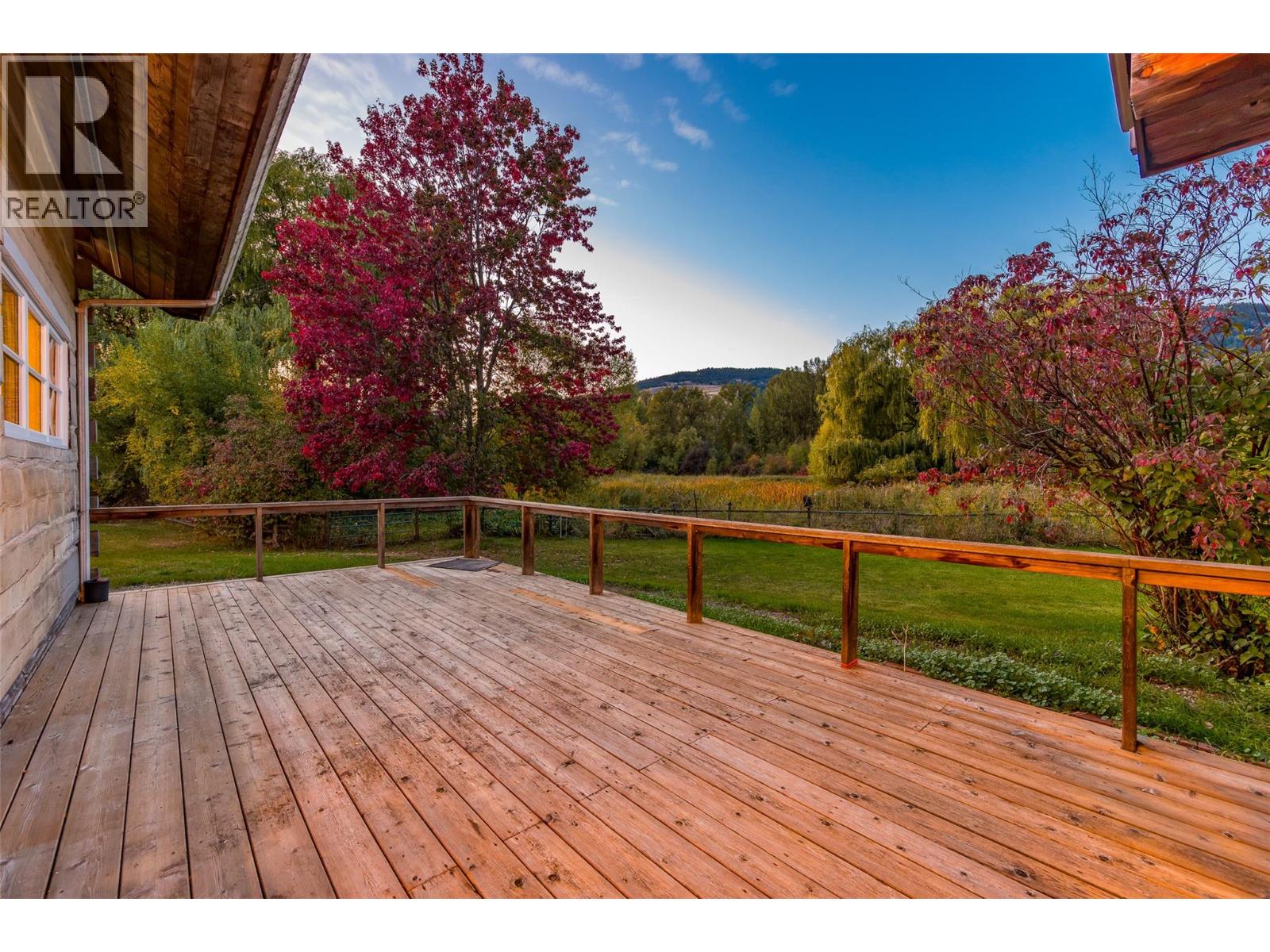 7001 Learmouth Road Property Photo 4