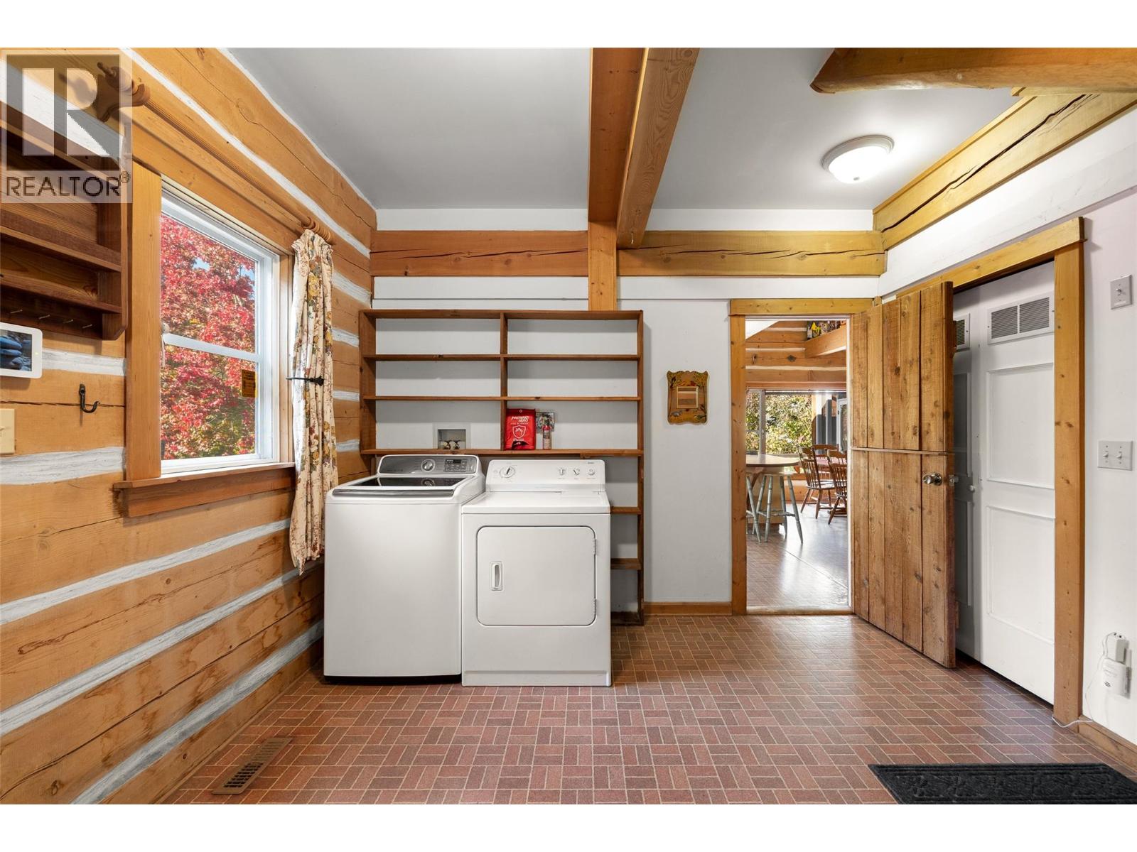 7001 Learmouth Road Property Photo 34
