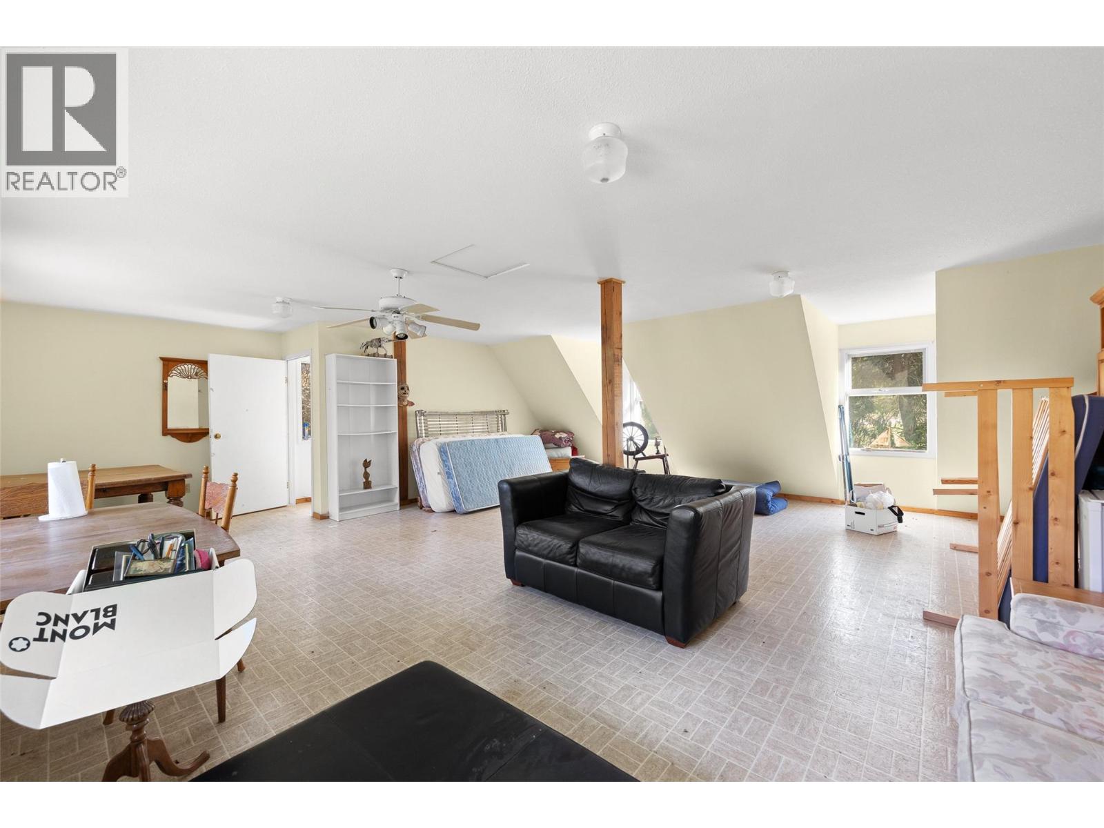 7001 Learmouth Road Property Photo 51