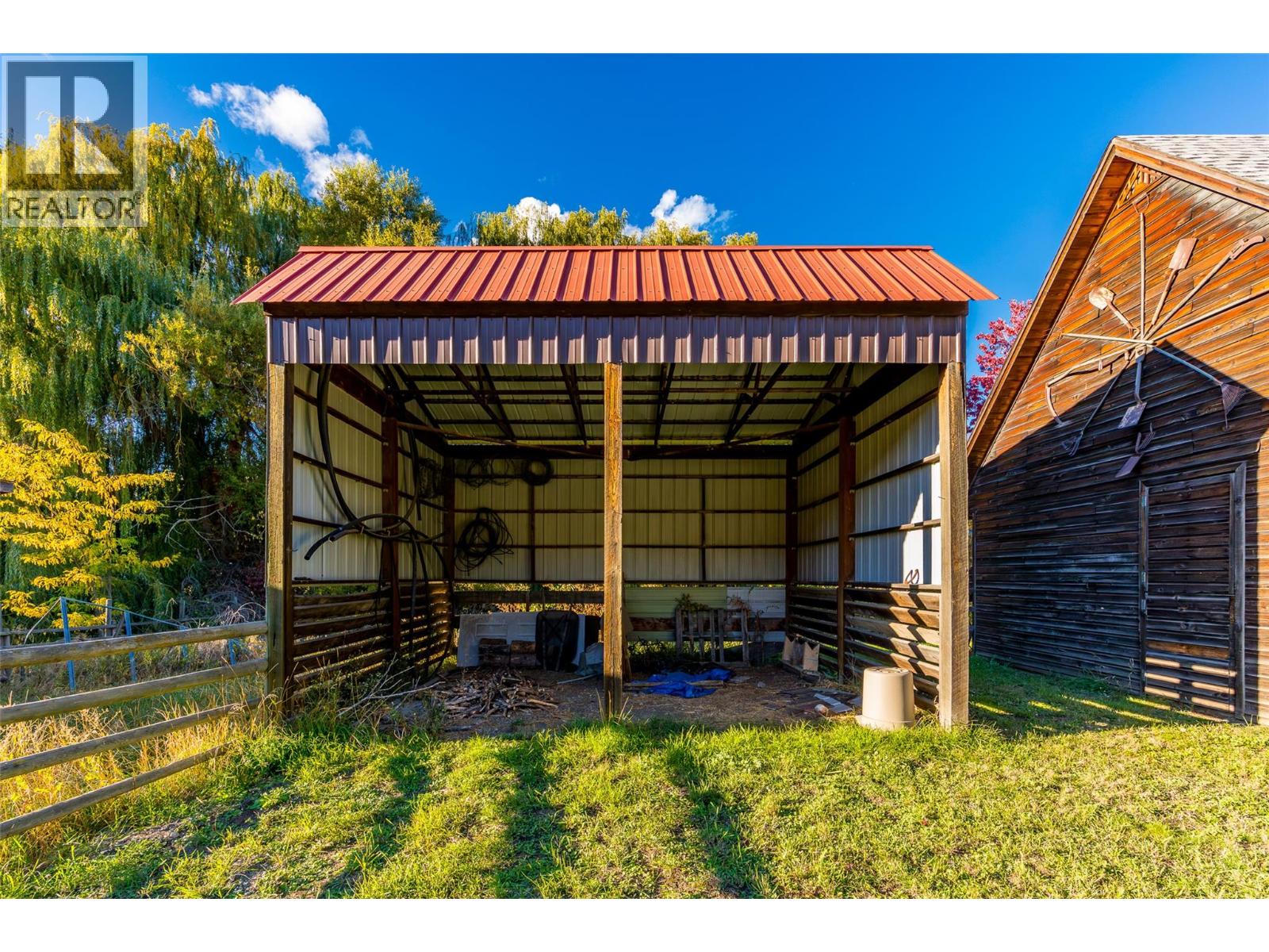 7001 Learmouth Road Property Photo 63